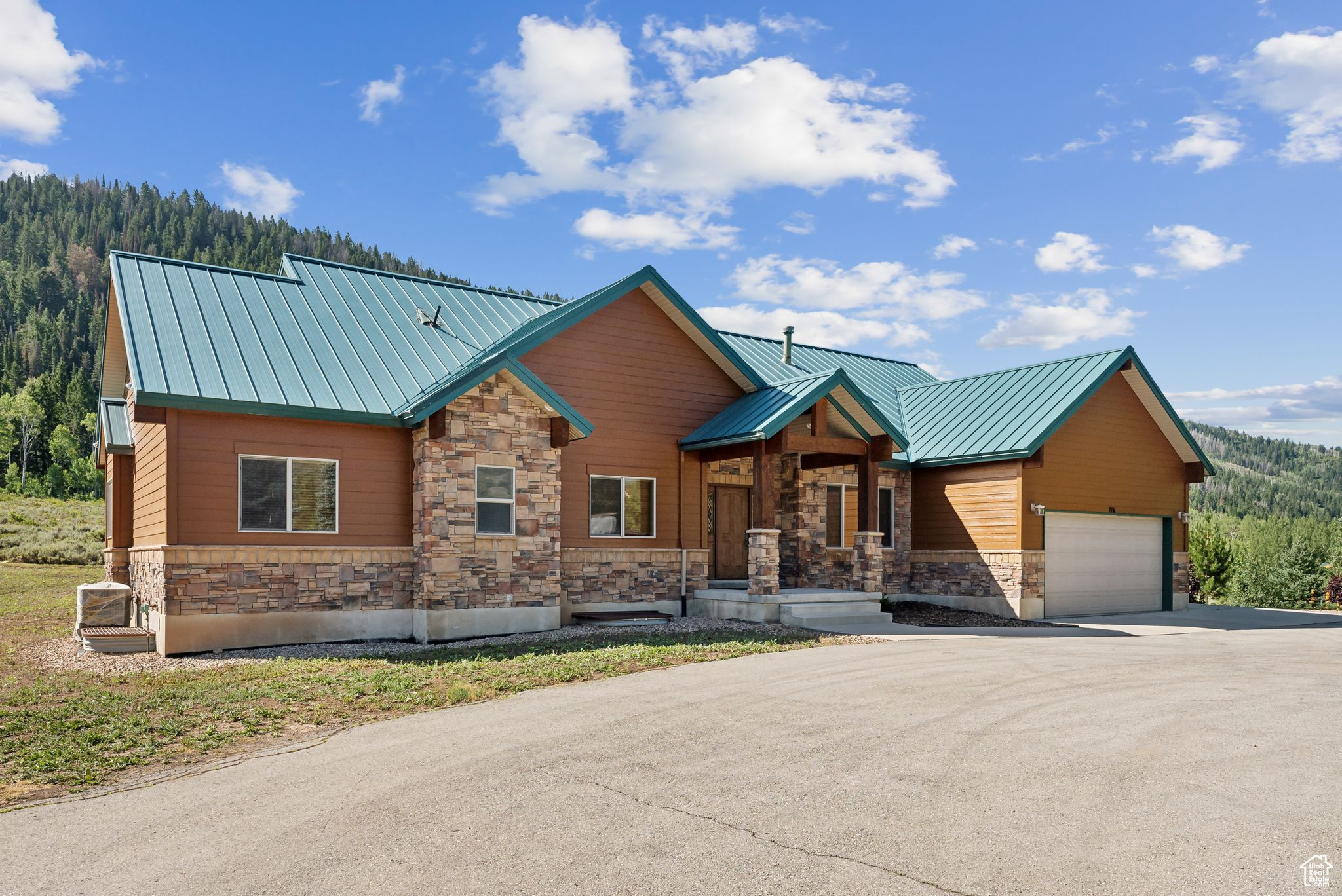 716 CONIFER DR
