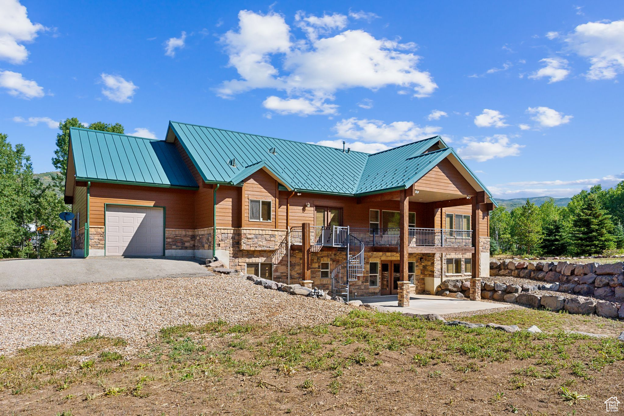 716 CONIFER DR