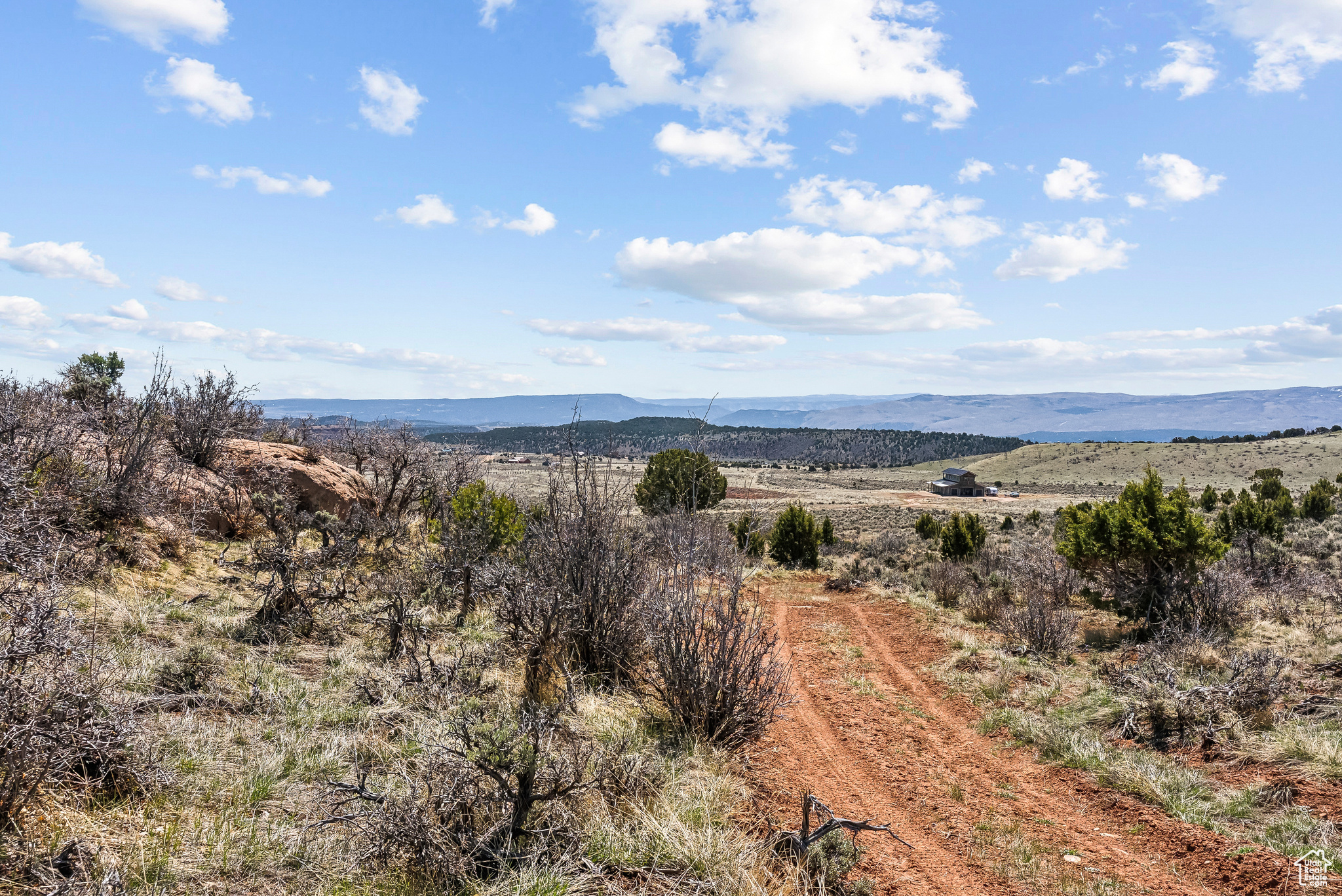 46997 W THUNDER RIDGE RD