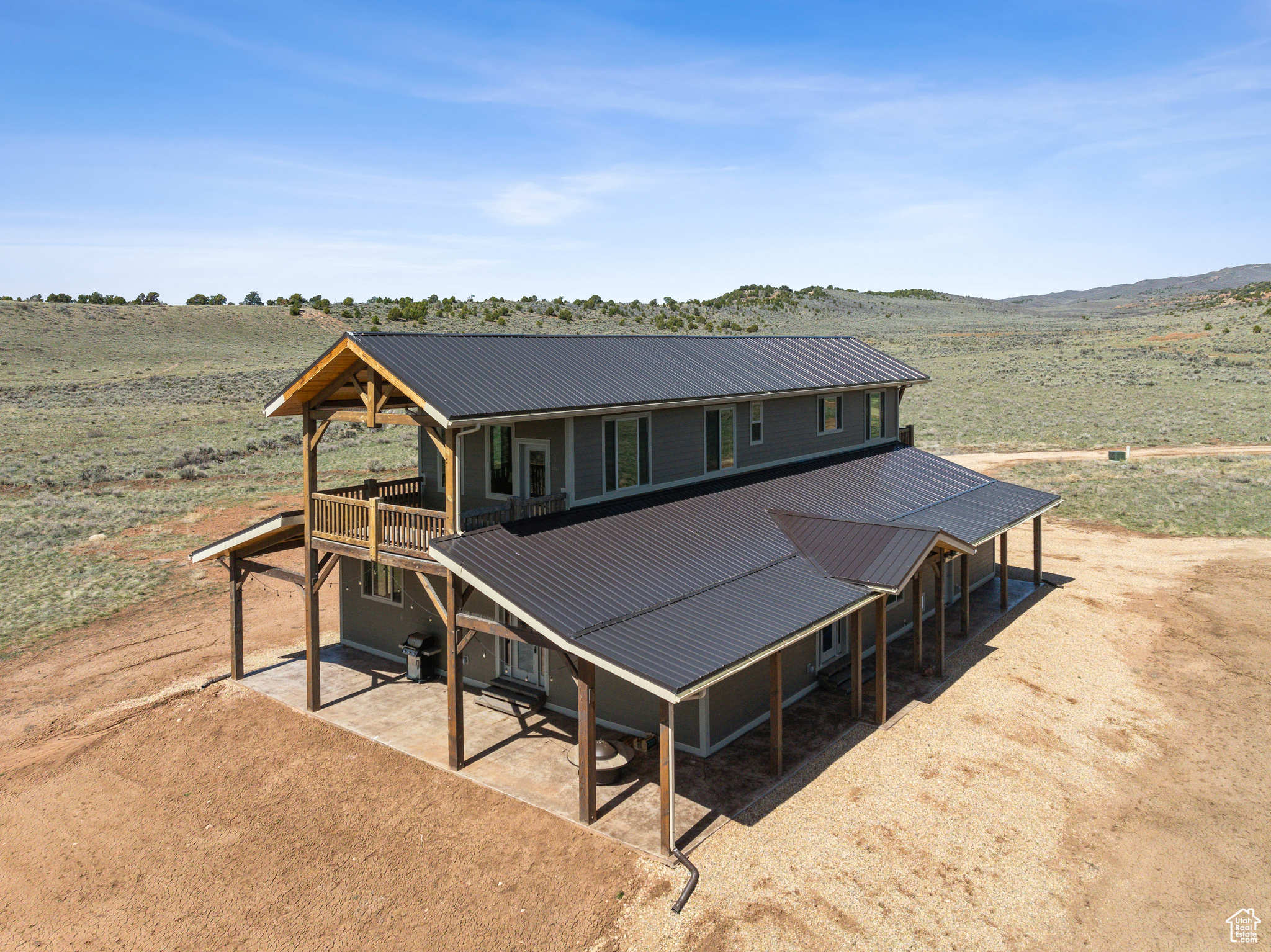 46997 W THUNDER RIDGE RD