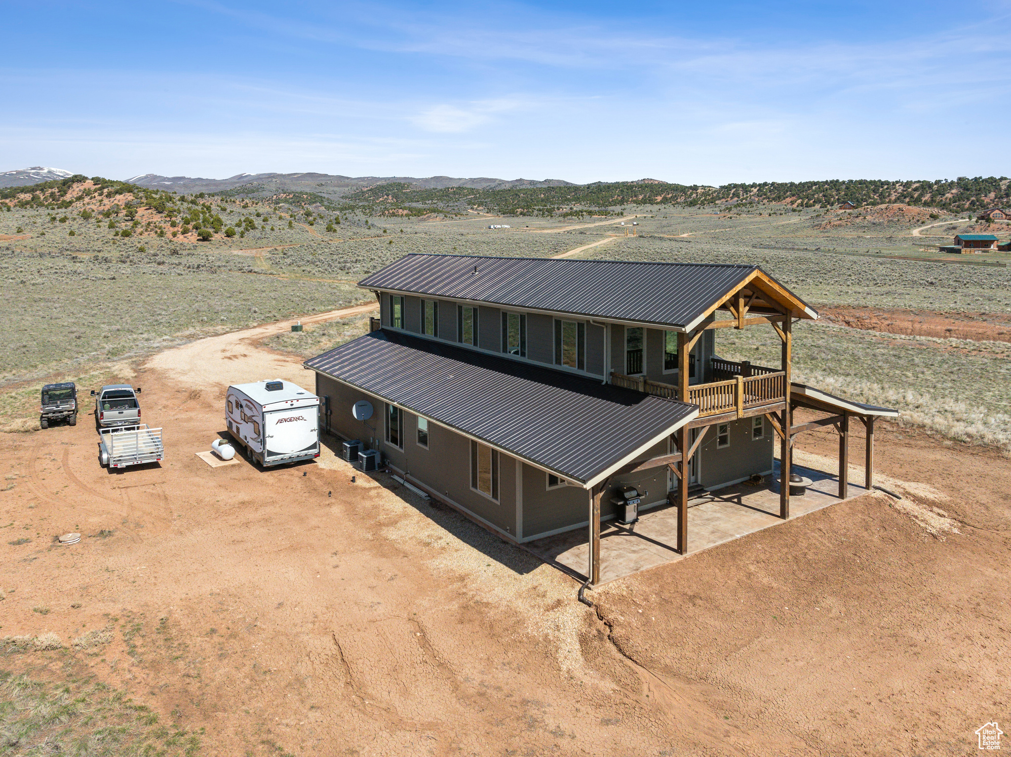 46997 W THUNDER RIDGE RD