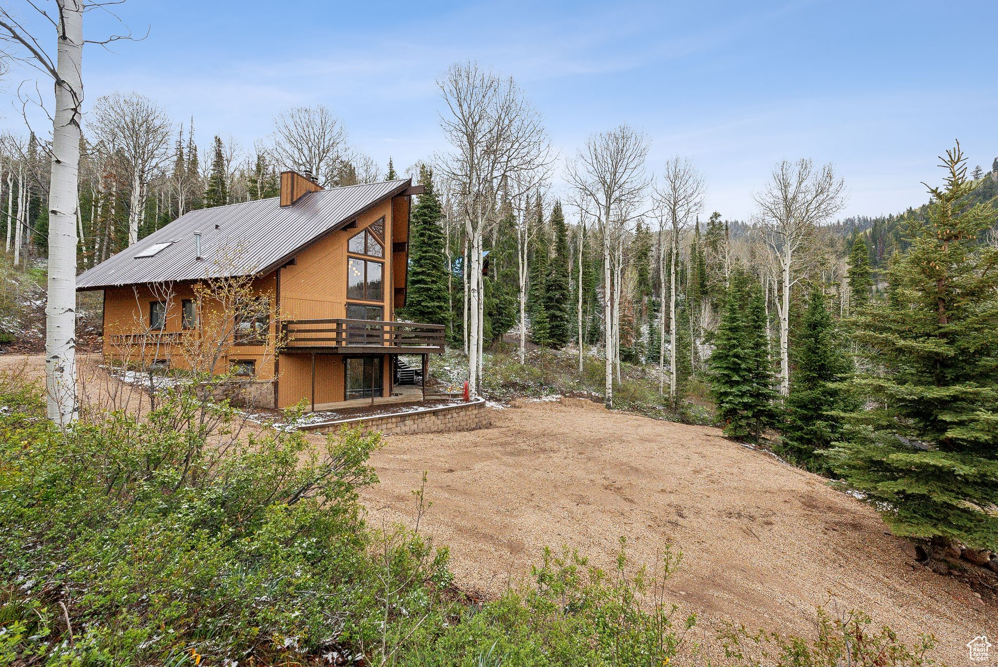 8912 BLUE SPRUCE DR