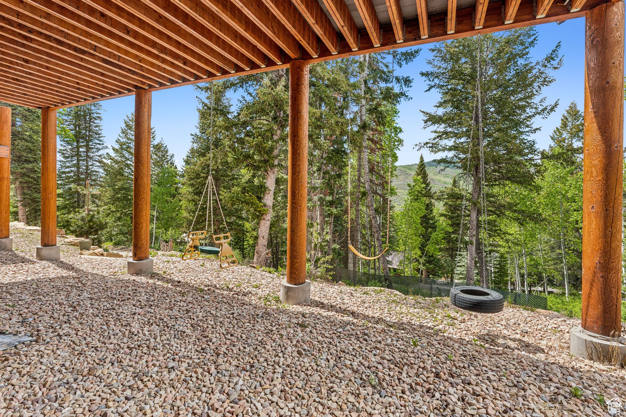 4708 RED FIR WAY