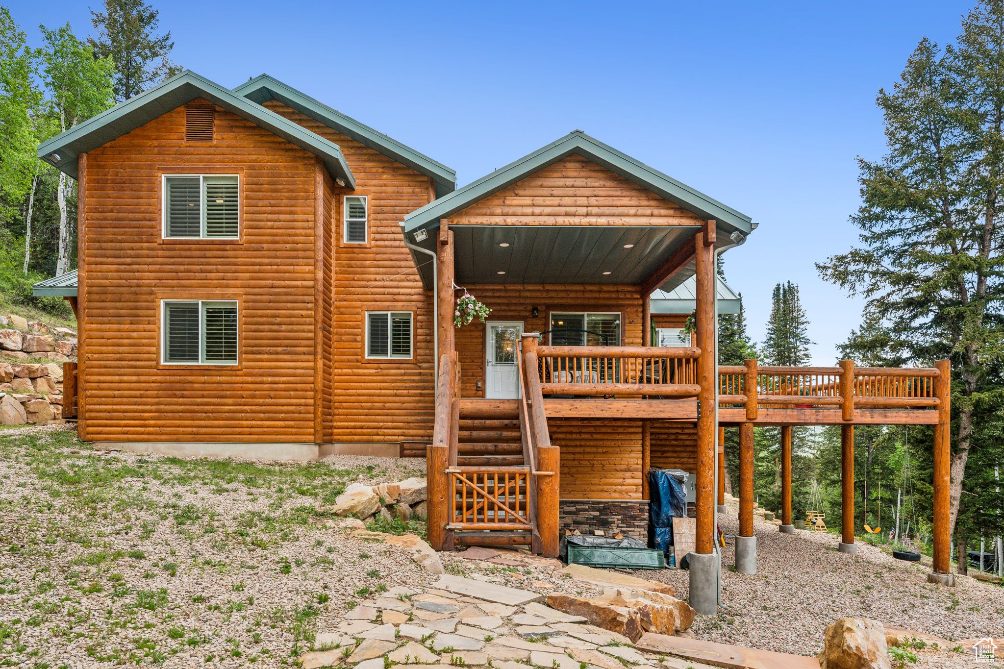 4708 RED FIR WAY