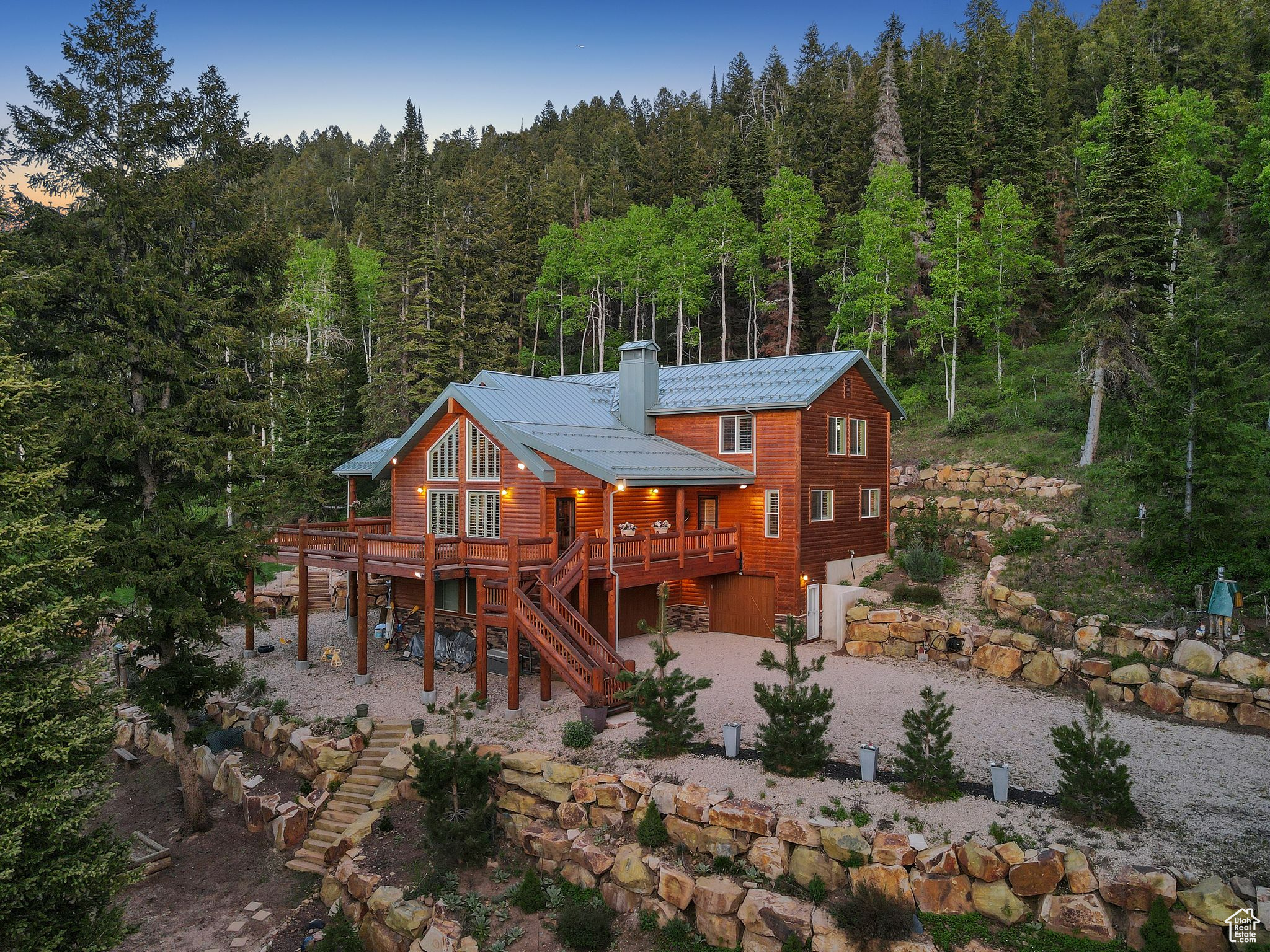 4708 RED FIR WAY