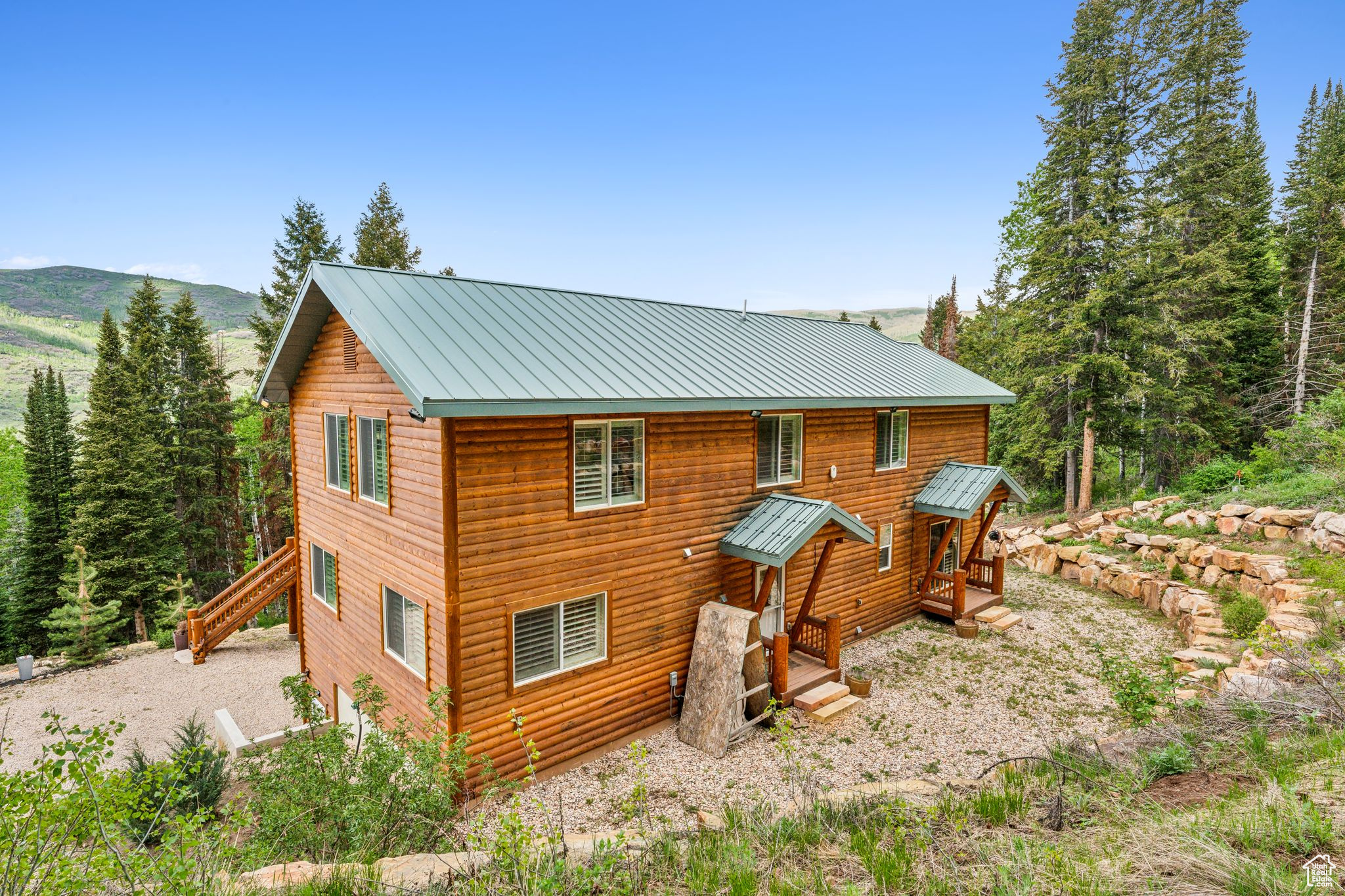 4708 RED FIR WAY