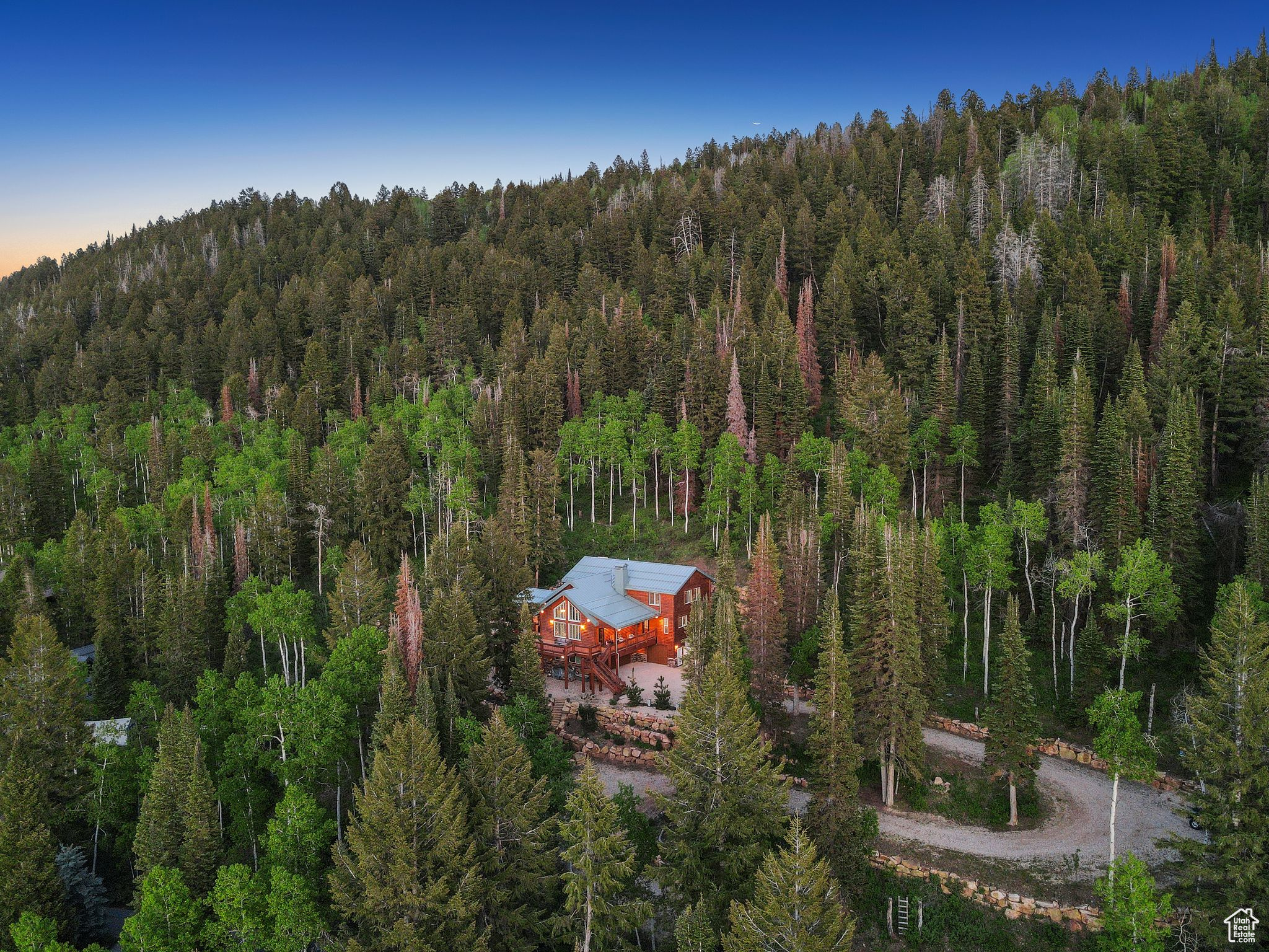 4708 RED FIR WAY