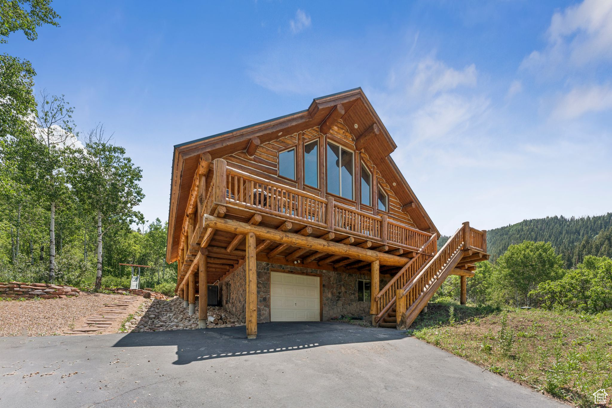764 BLUE SPRUCE DR #764
