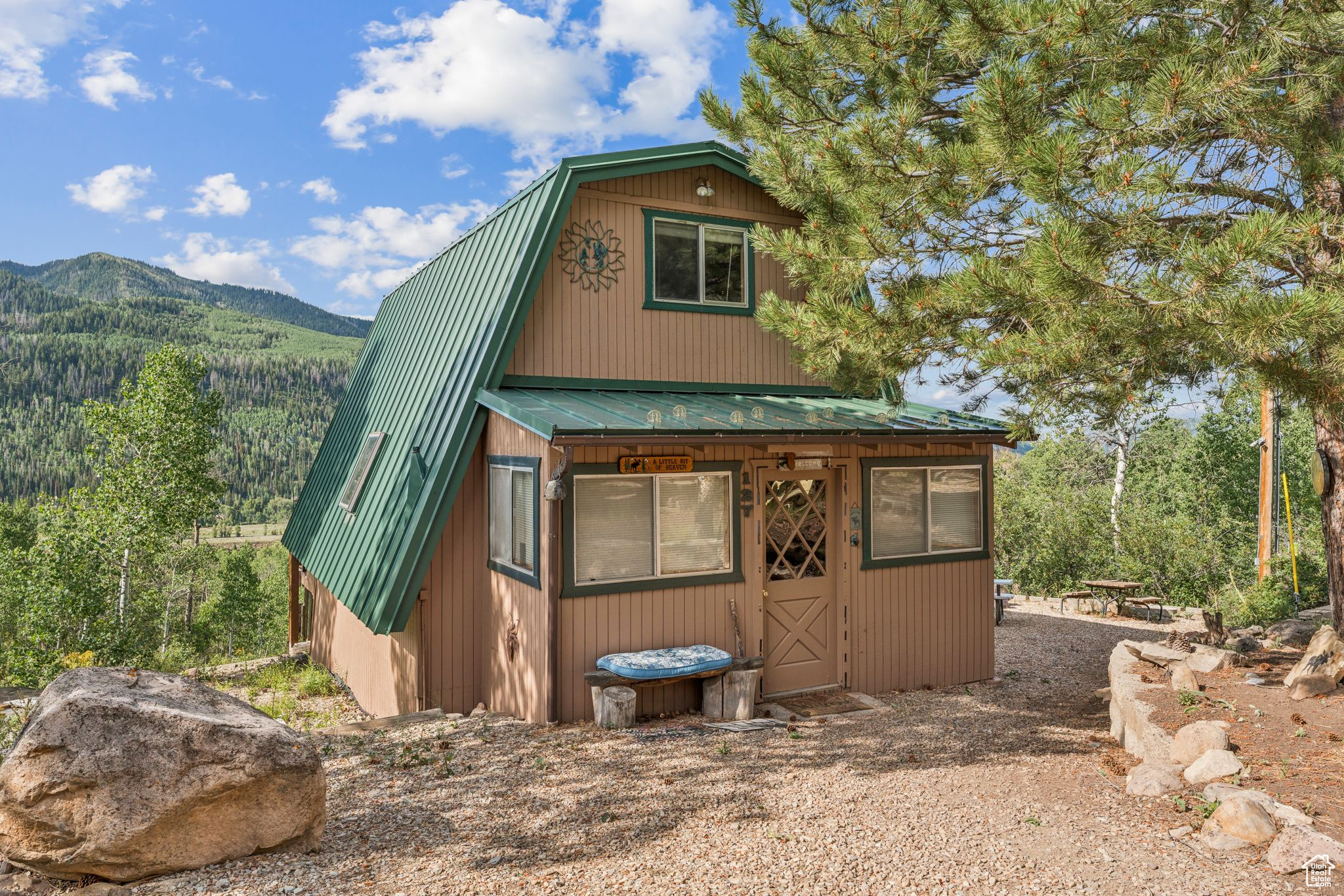127 COMANCHE PASS #127