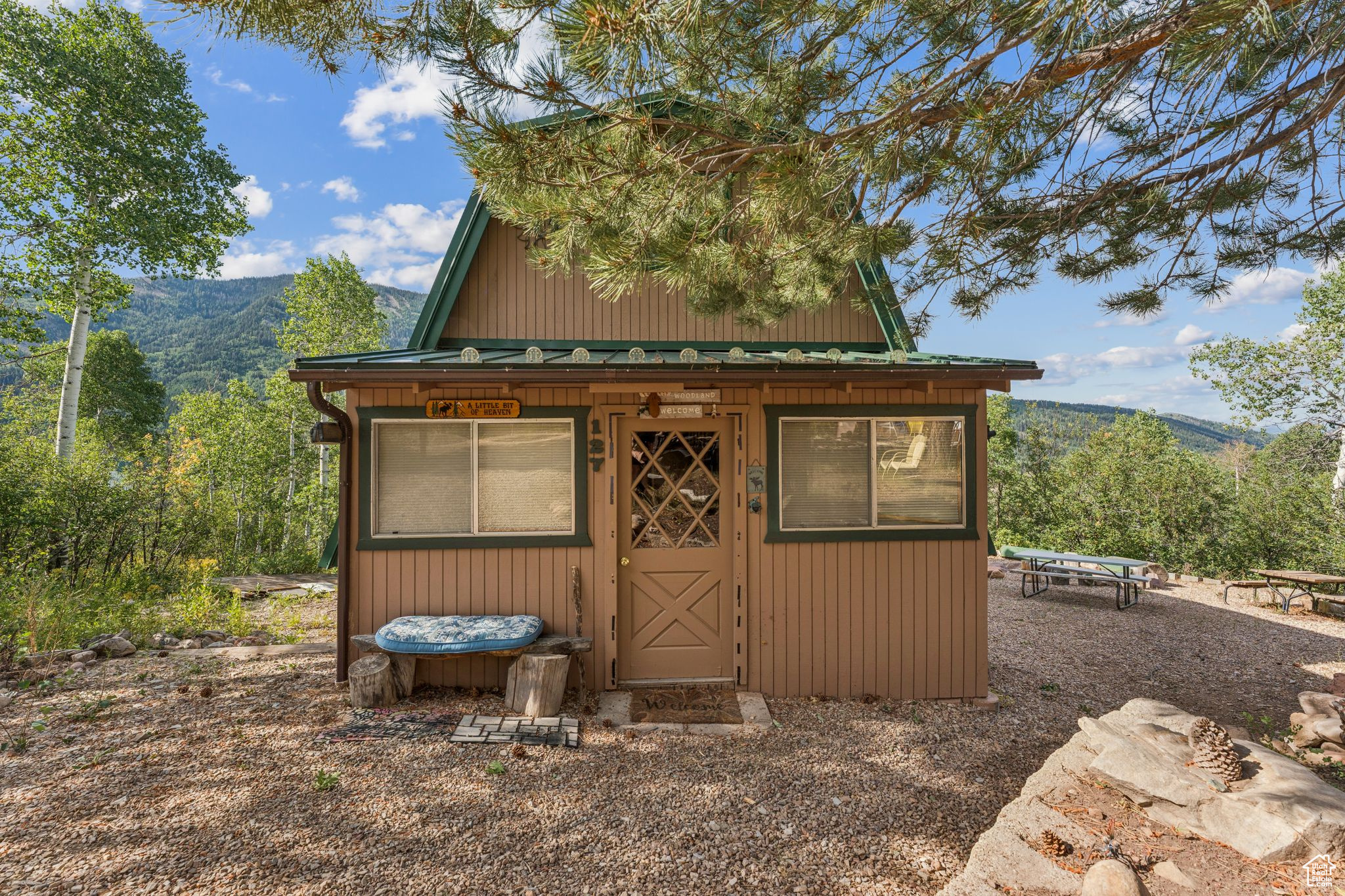 127 COMANCHE PASS #127