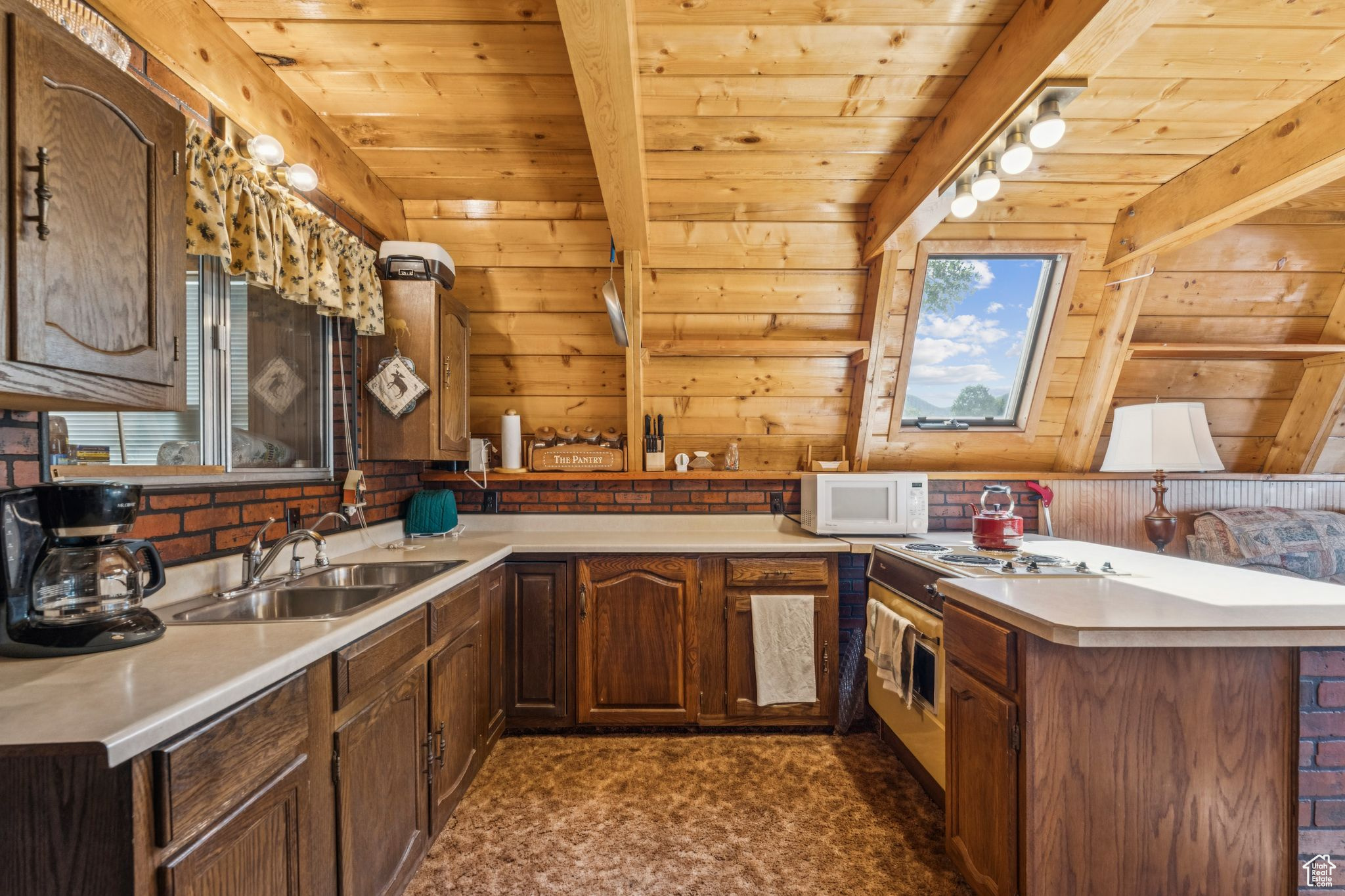 127 COMANCHE PASS #127