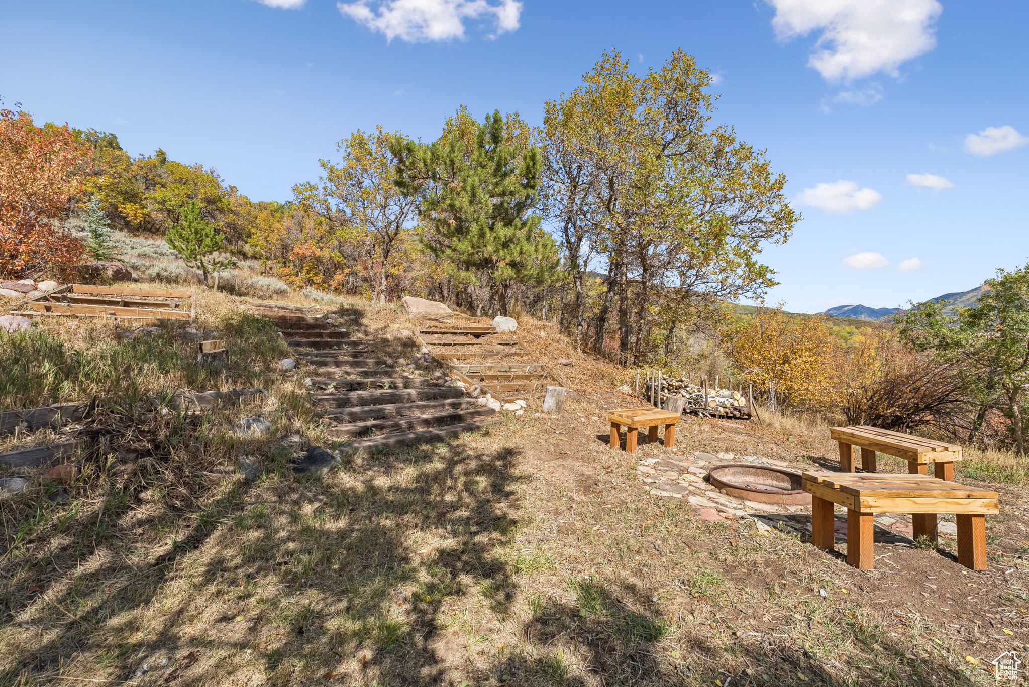 6025 HOBACK