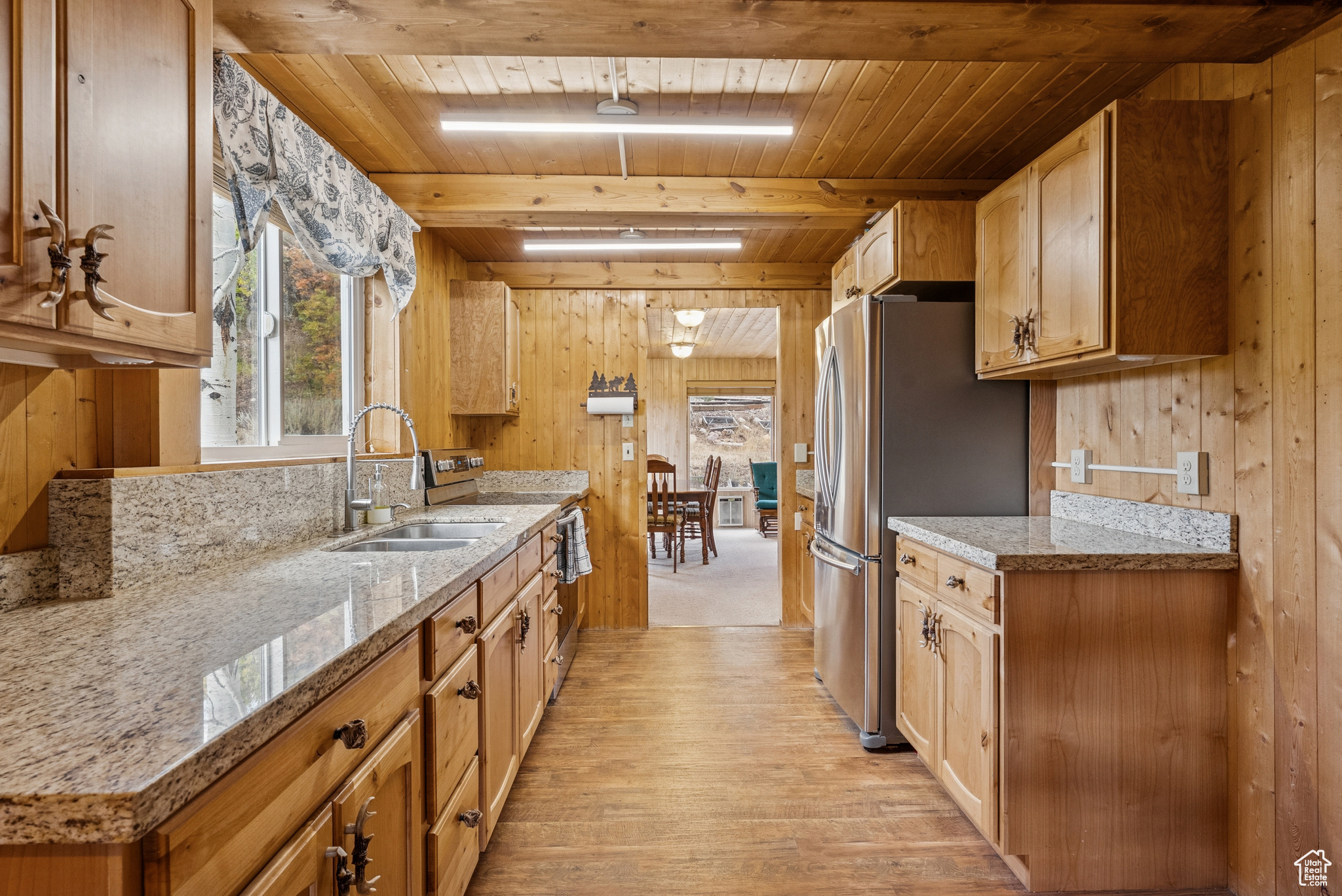 6025 HOBACK