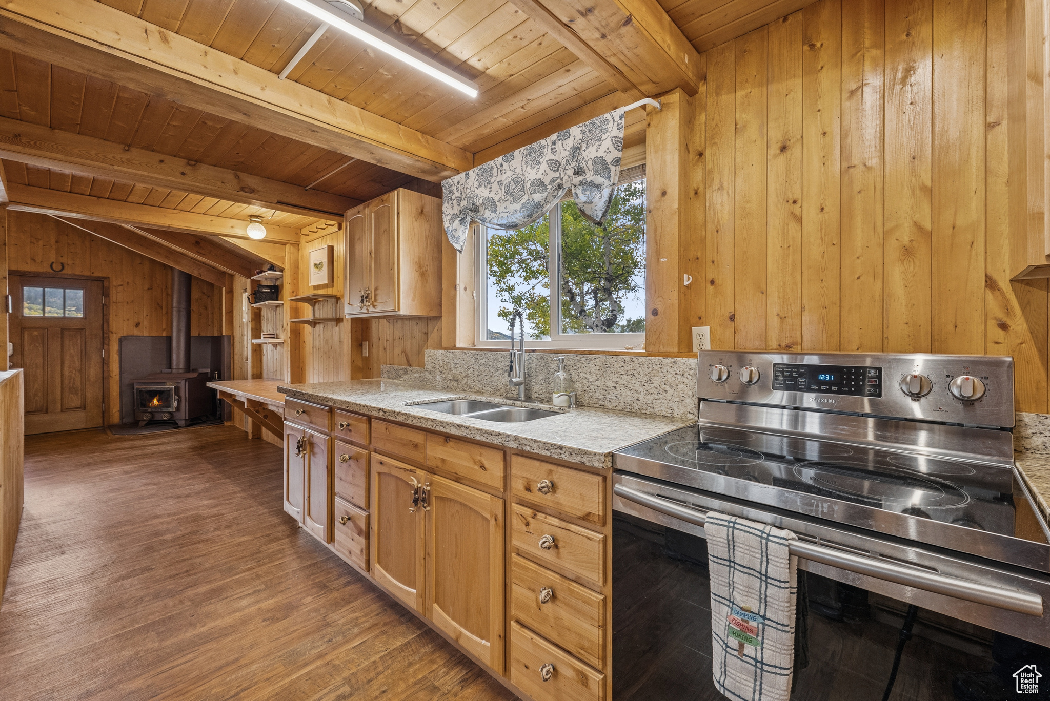 6025 HOBACK