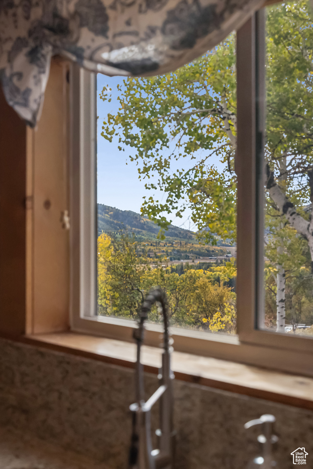 6025 HOBACK