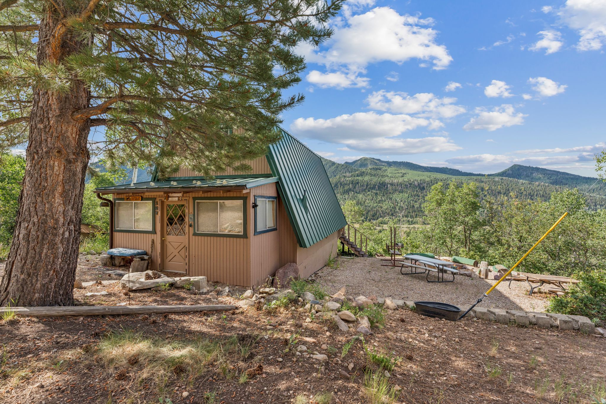 127 COMANCHE PASS #127