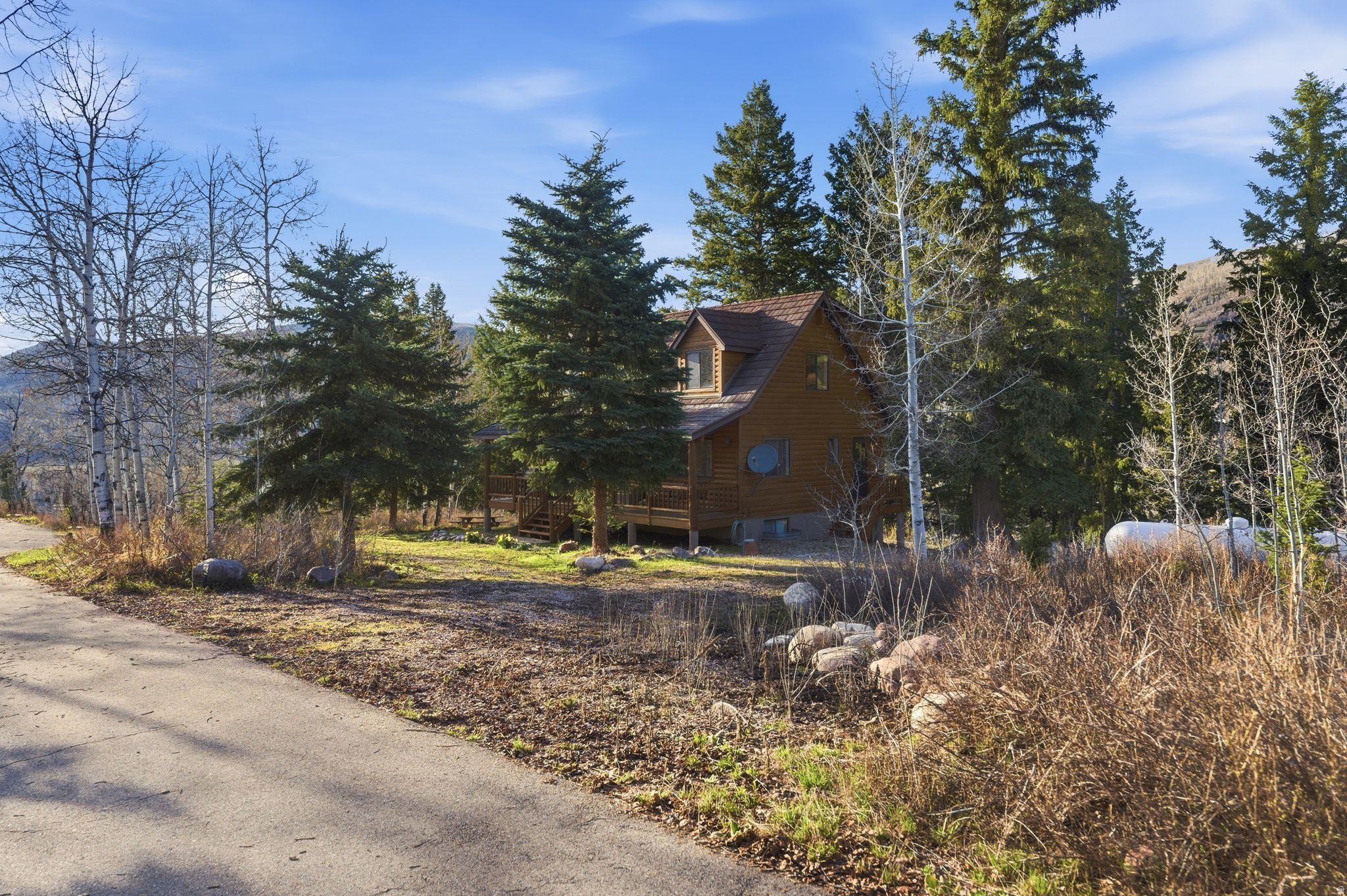 5789 E UNCOMPAHGRE DR