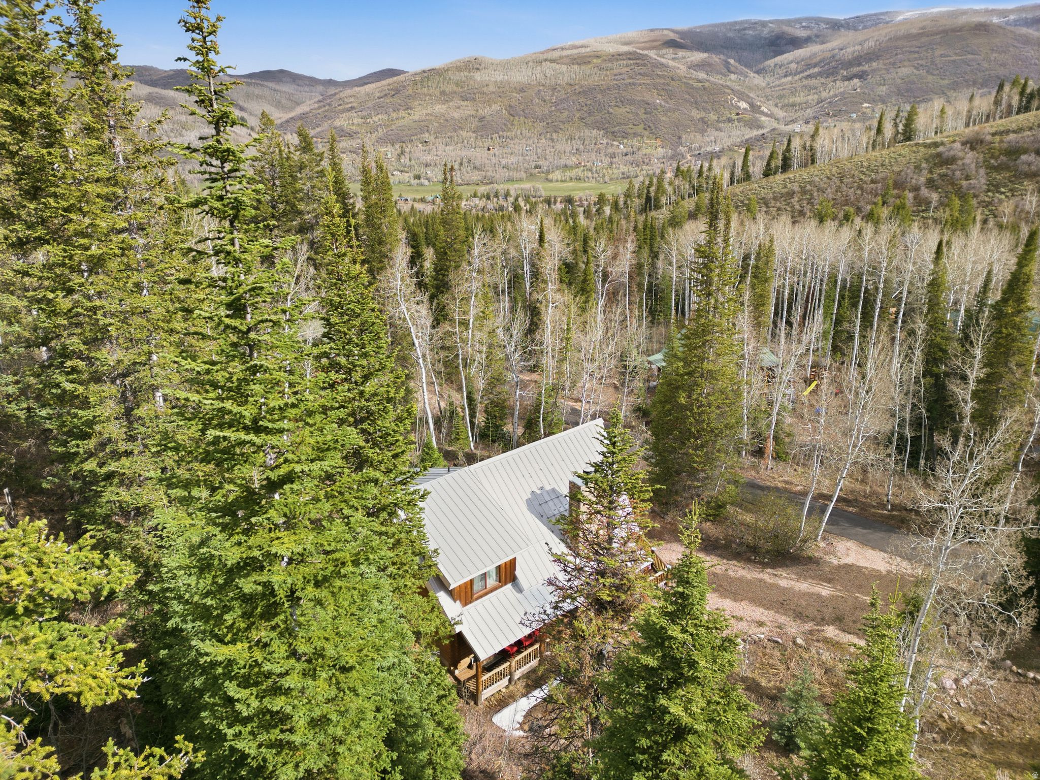 8849 SHINGLE MILL DR