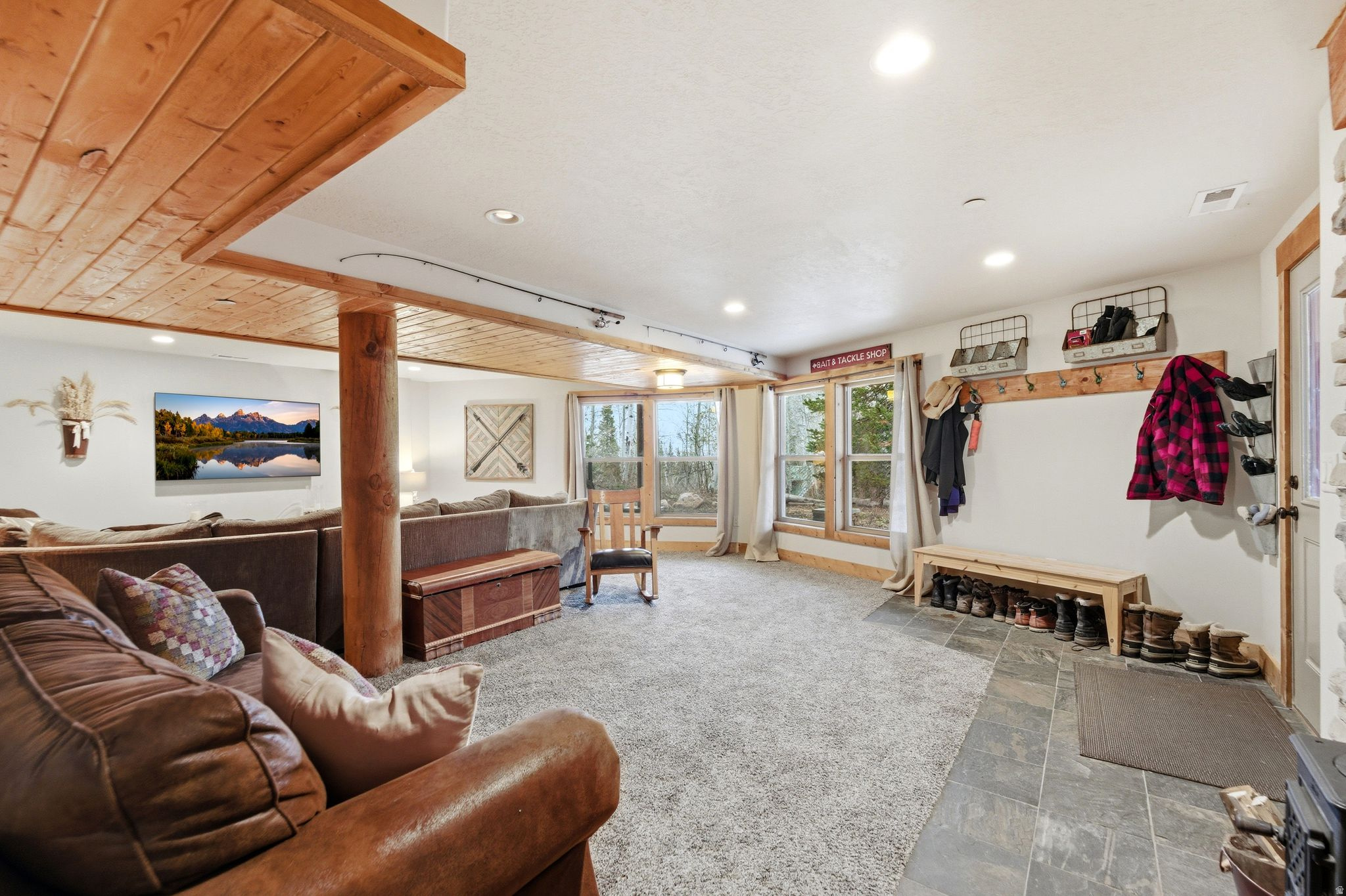 8849 SHINGLE MILL DR