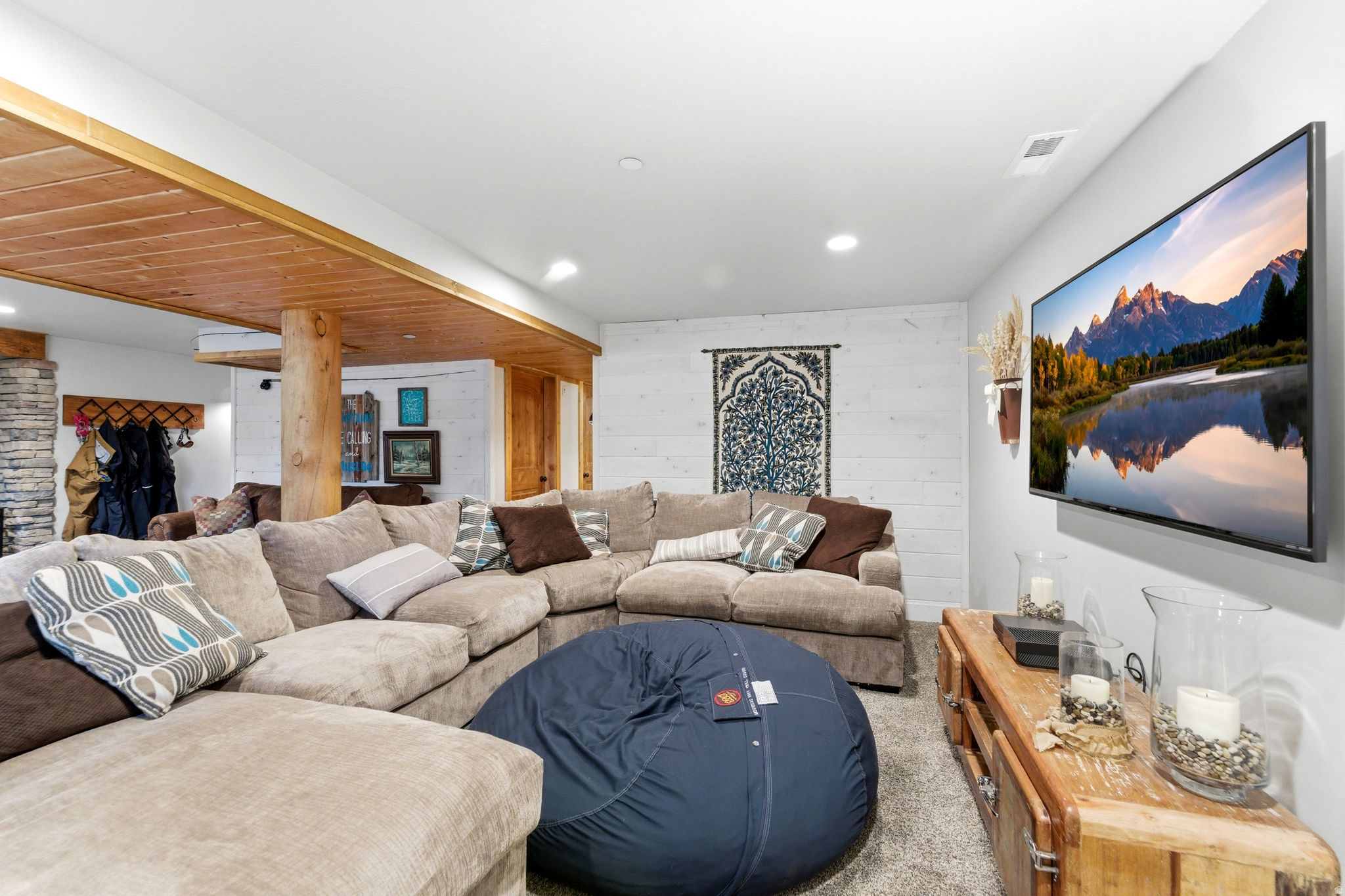 8849 SHINGLE MILL DR