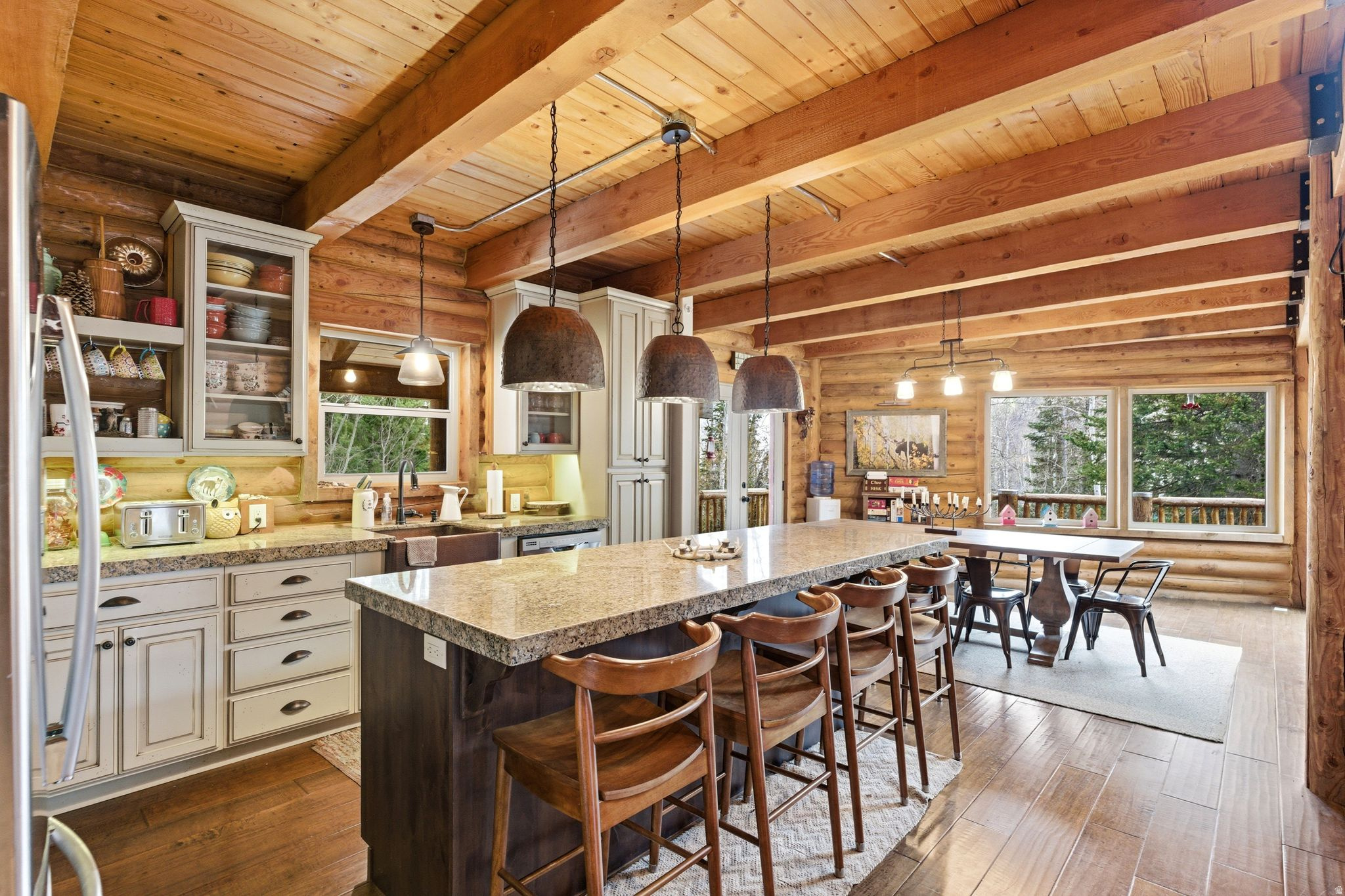 8849 SHINGLE MILL DR