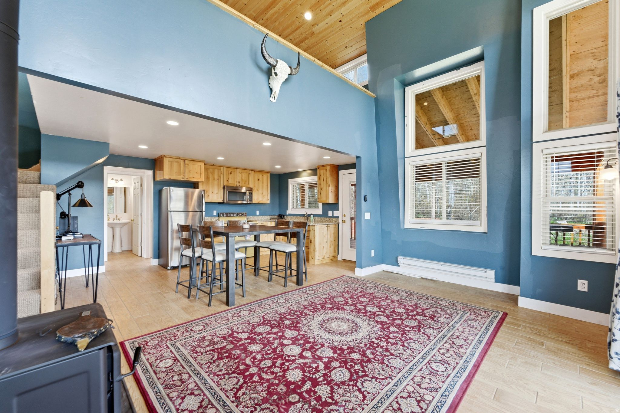 163 MOUNT AERIE UPPER LOOP