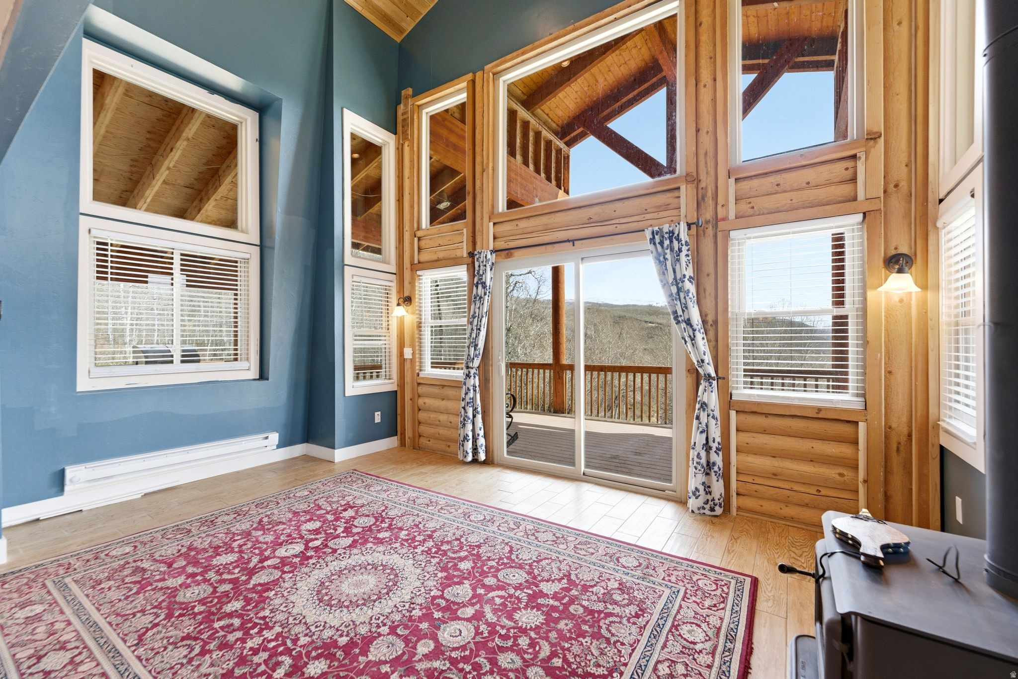 163 MOUNT AERIE UPPER LOOP