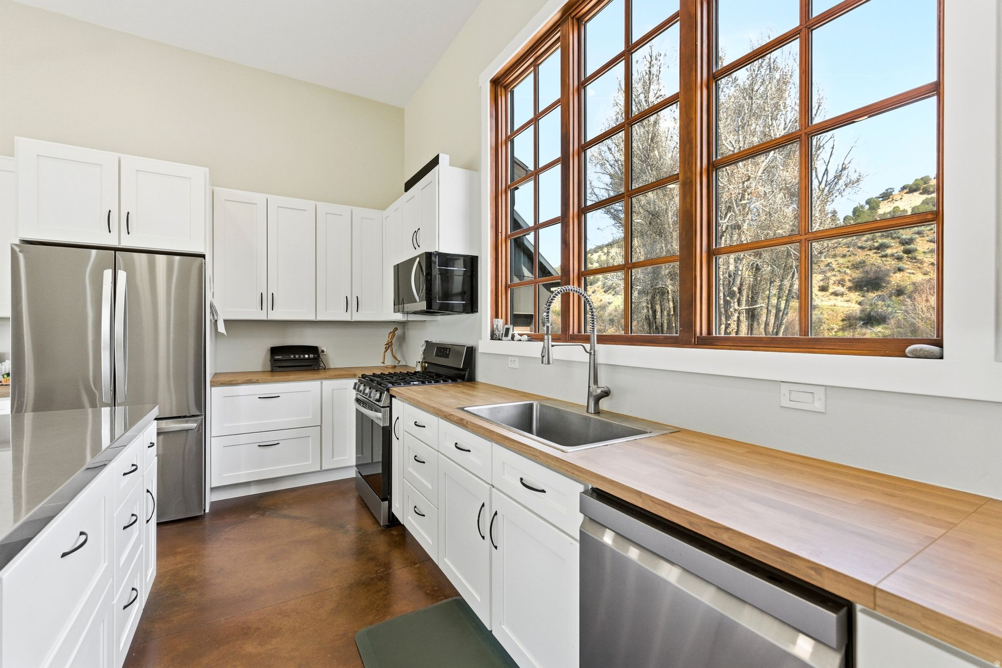 3020 E CHALK CREEK RD