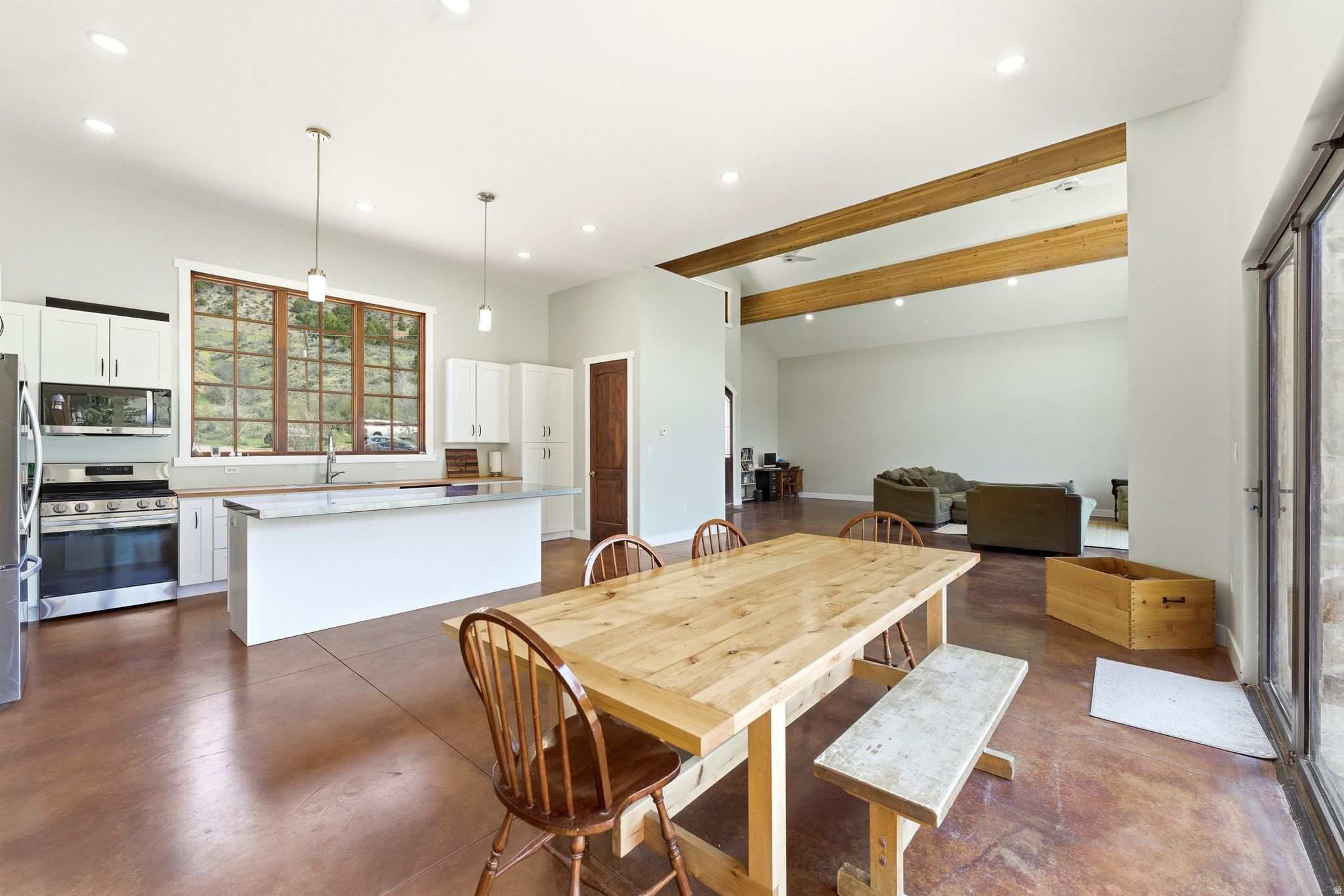 3020 E CHALK CREEK RD
