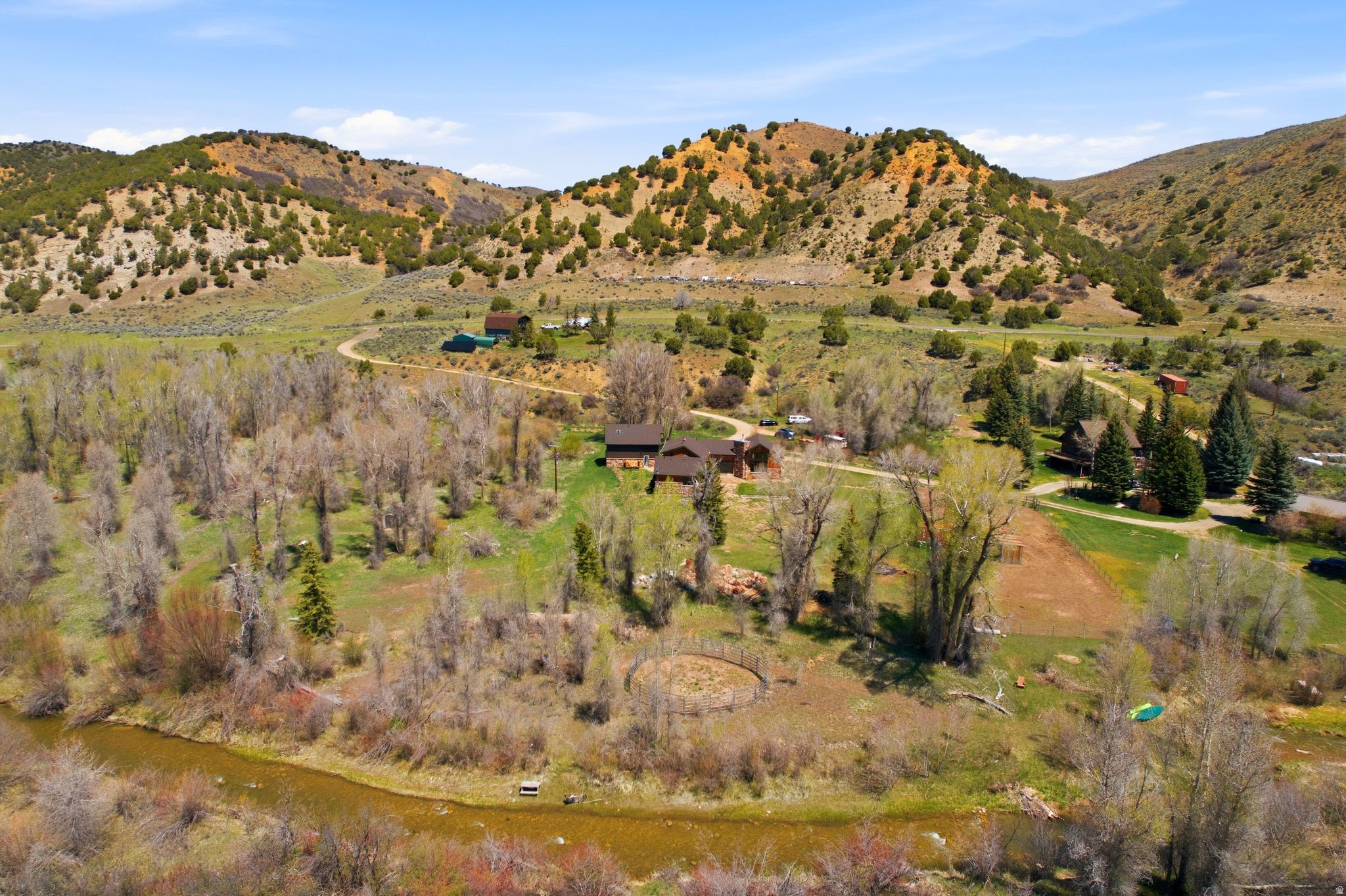 3020 E CHALK CREEK RD