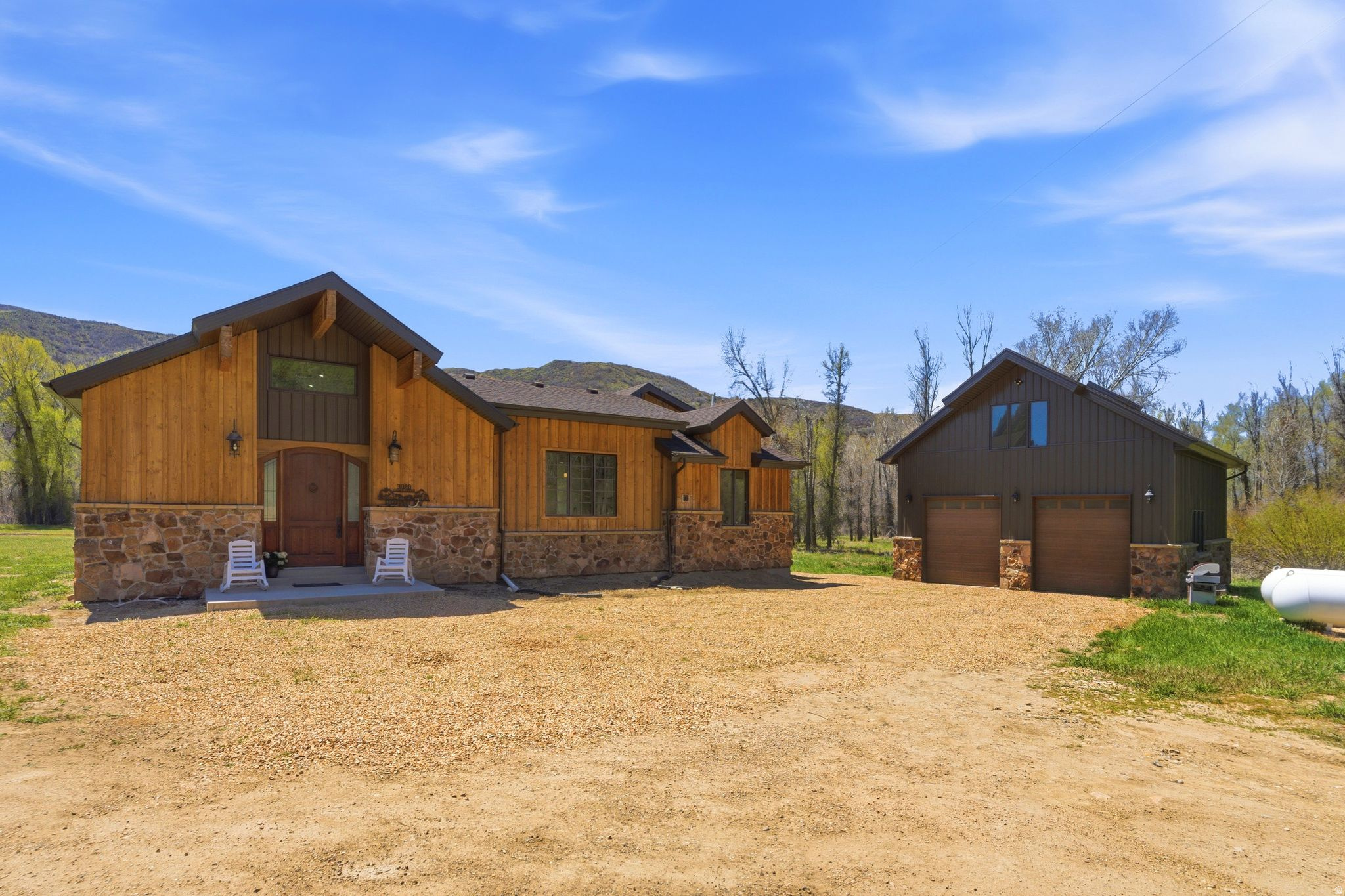 3020 E CHALK CREEK RD