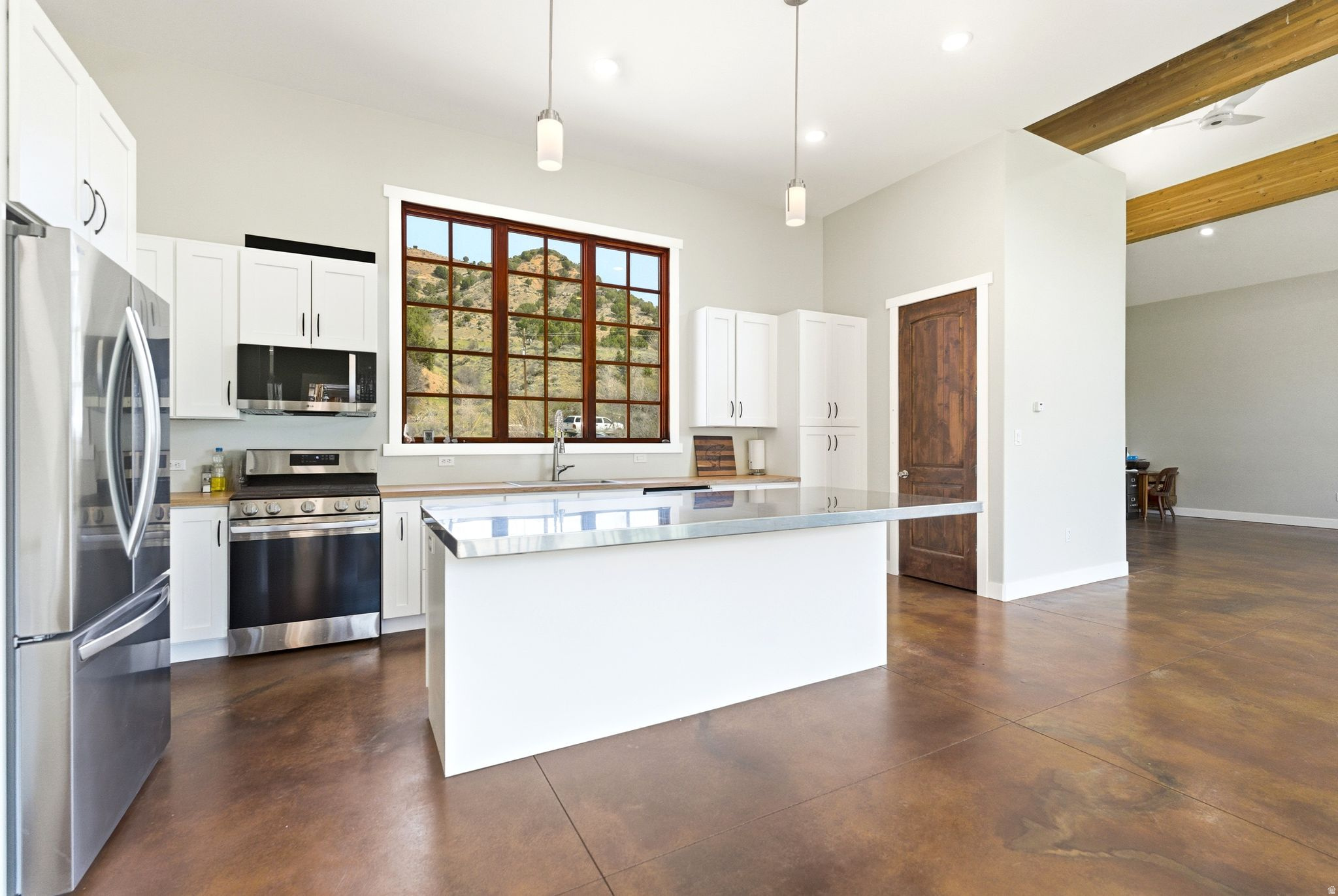 3020 E CHALK CREEK RD
