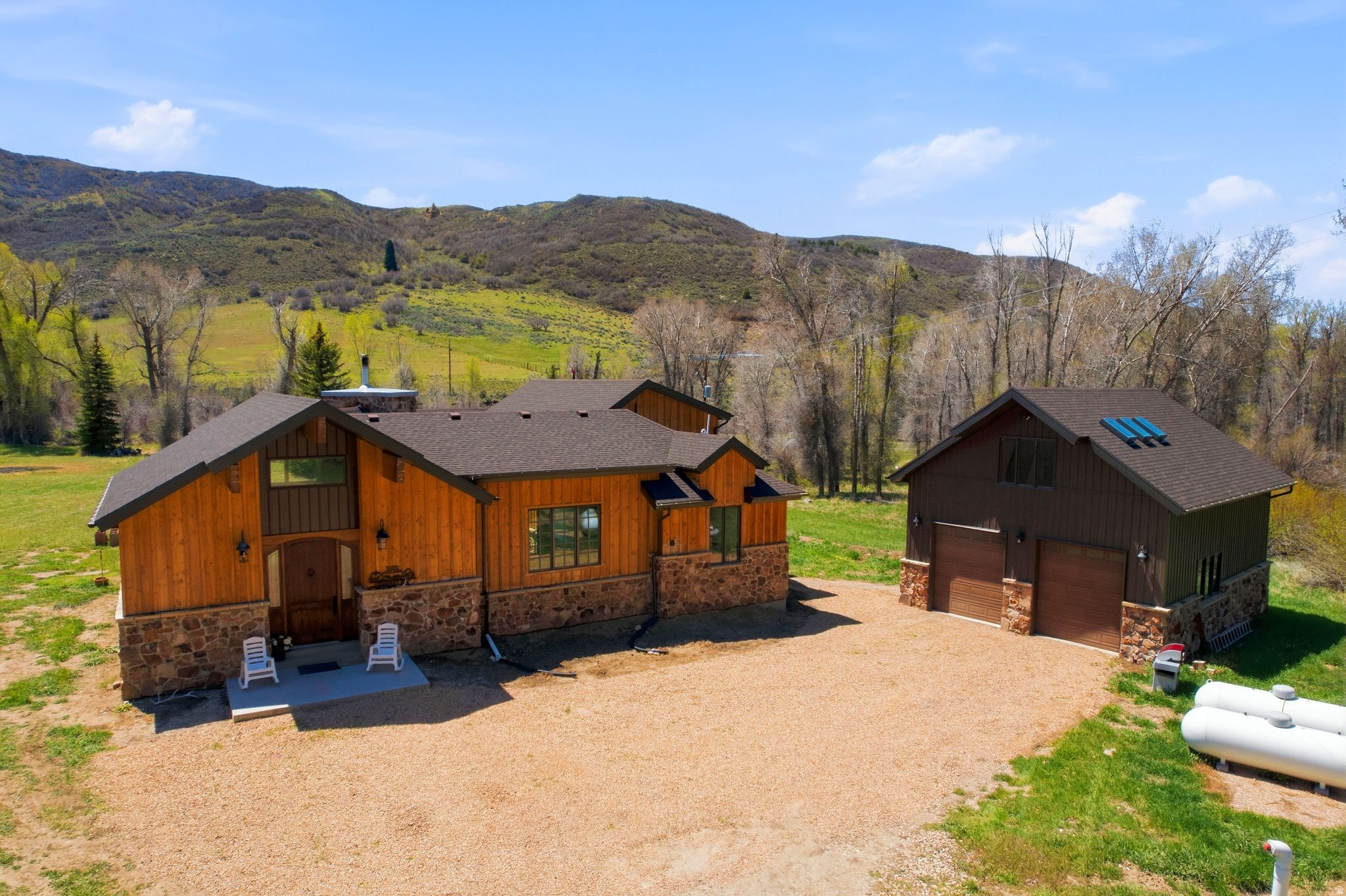 3020 E CHALK CREEK RD