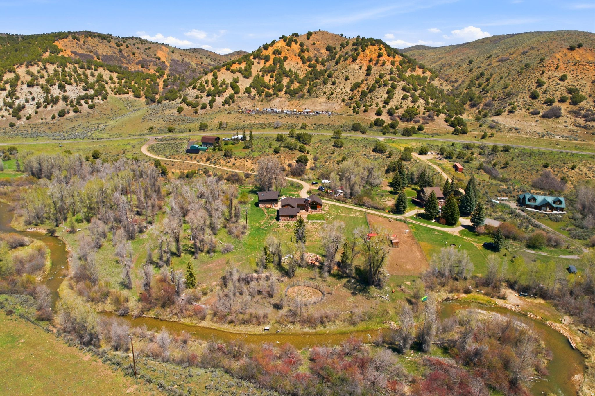 3020 E CHALK CREEK RD