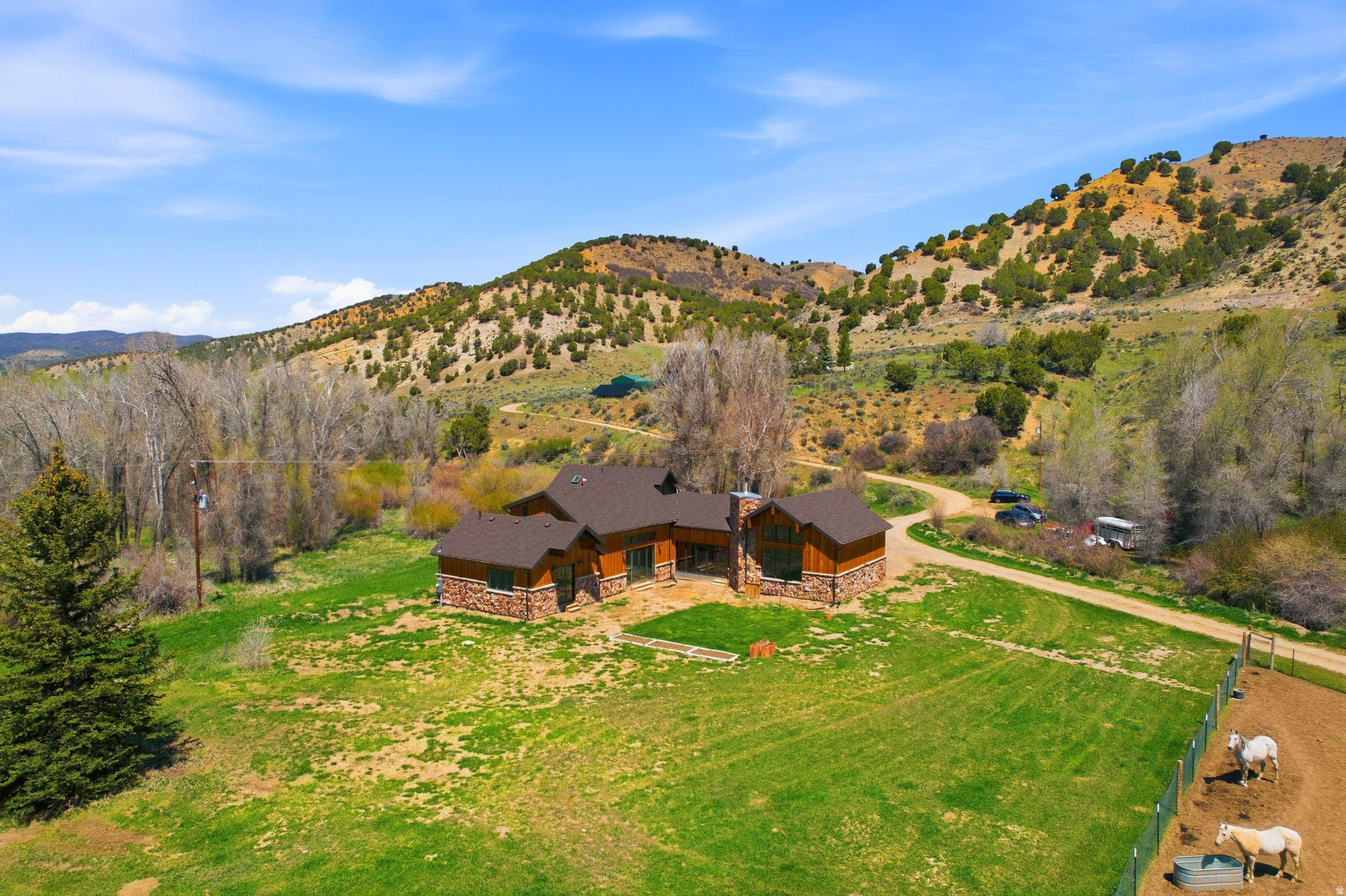 3020 E CHALK CREEK RD