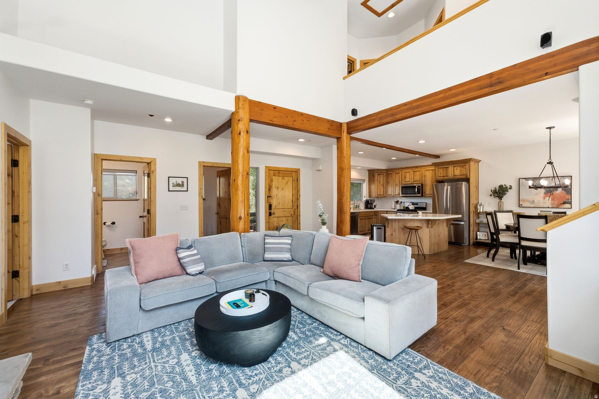 3446 W CEDAR DR