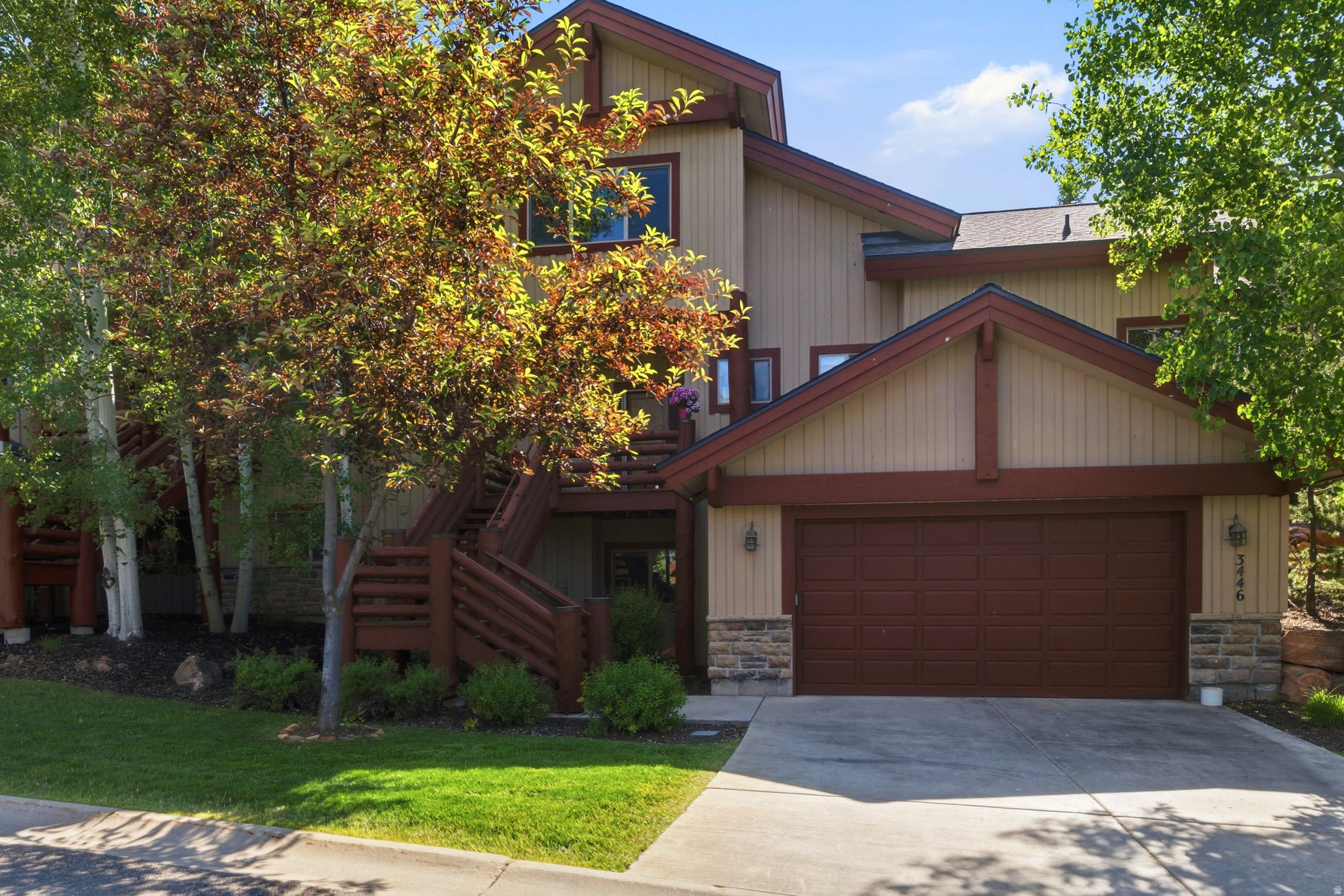 3446 W CEDAR DR