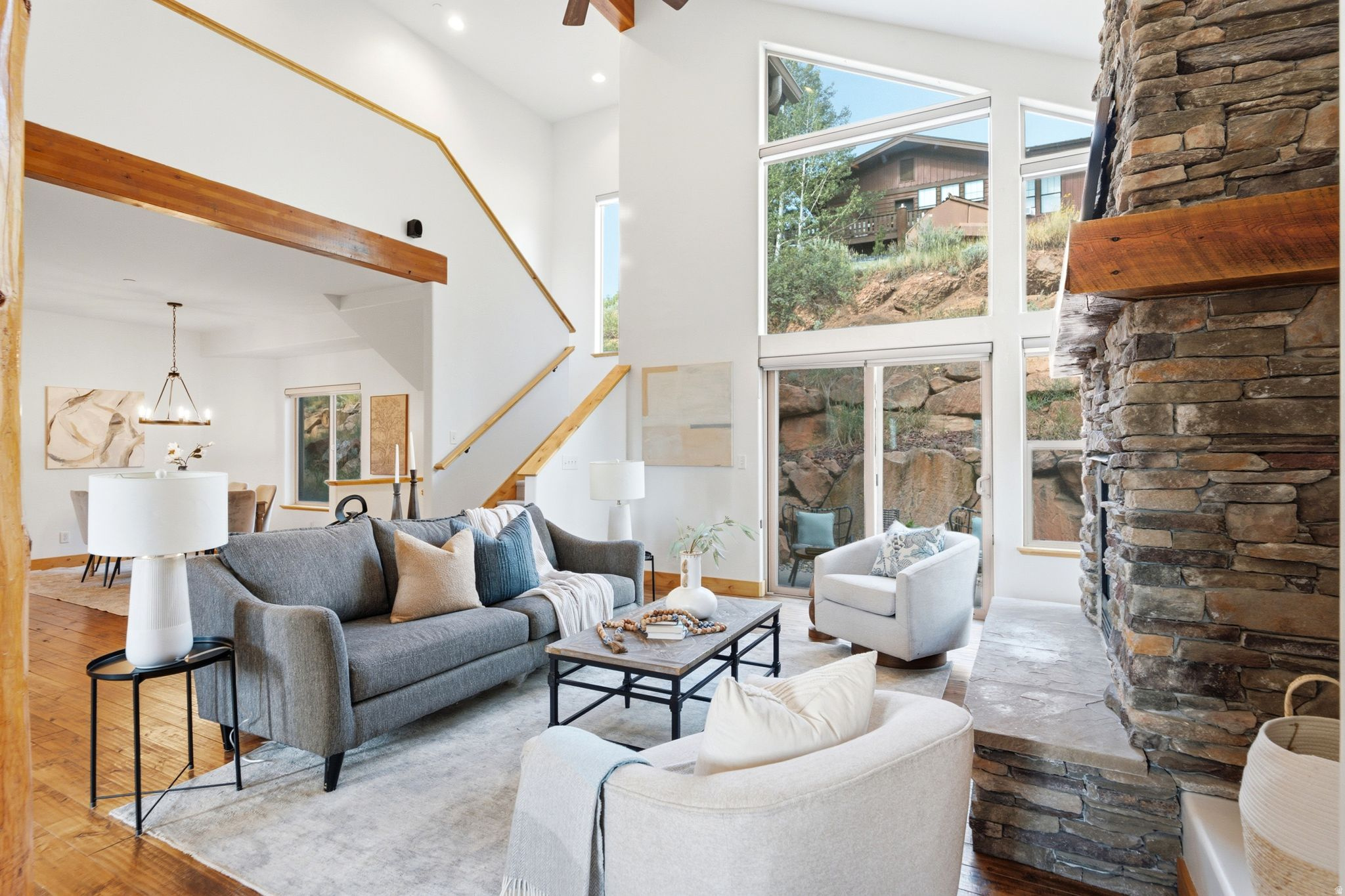 3446 W CEDAR DR
