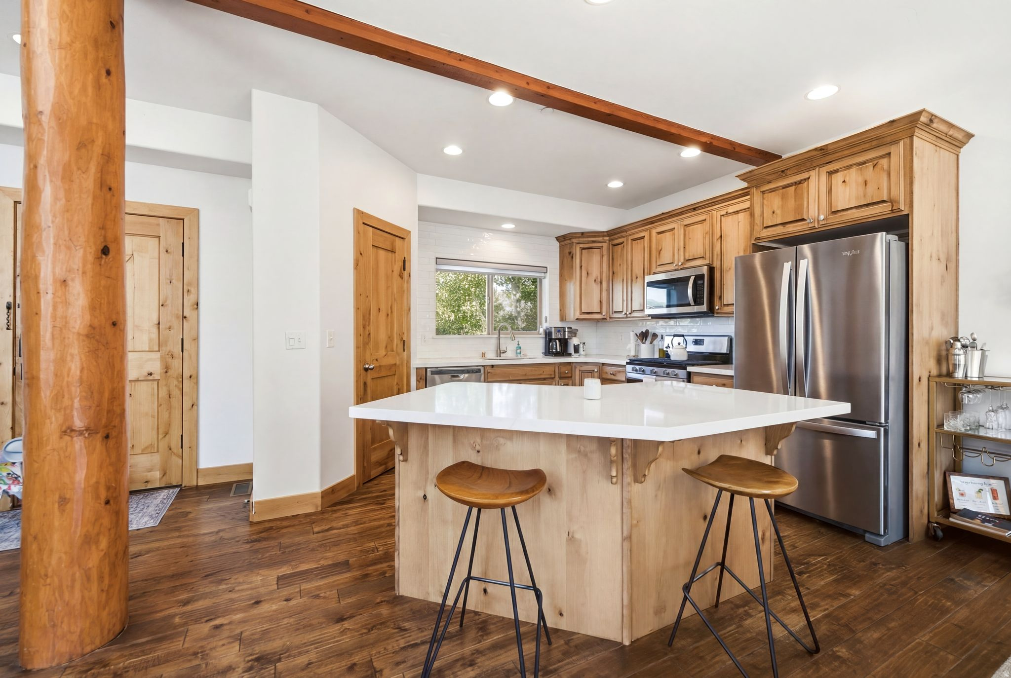 3446 W CEDAR DR