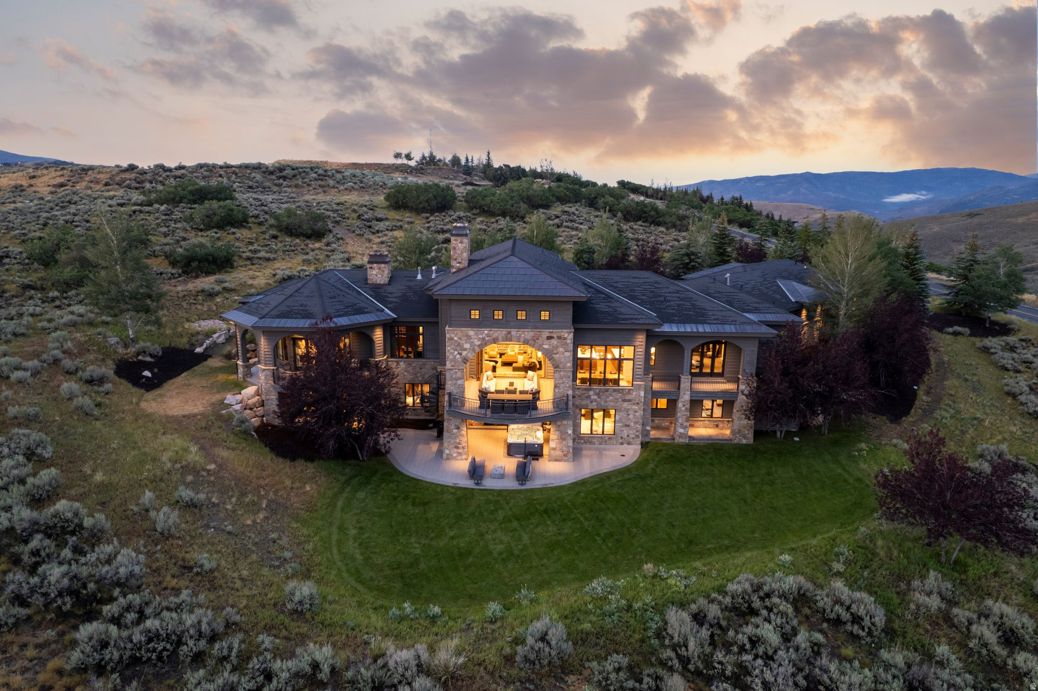 7501 N PROMONTORY RANCH RD