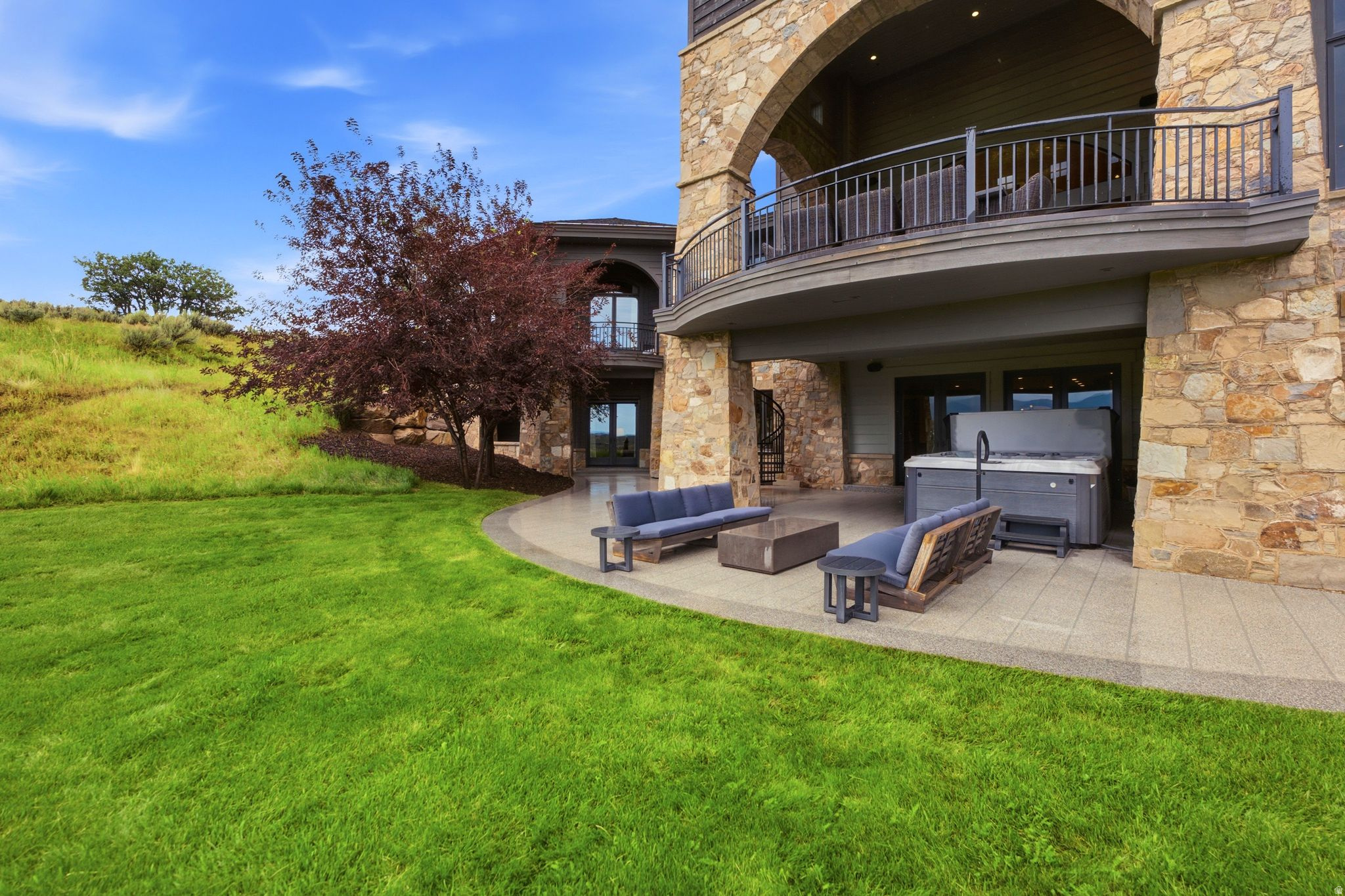 7501 N PROMONTORY RANCH RD