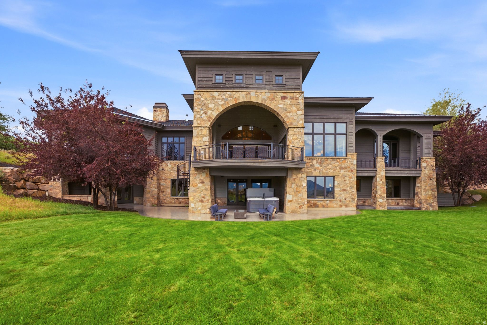 7501 N PROMONTORY RANCH RD