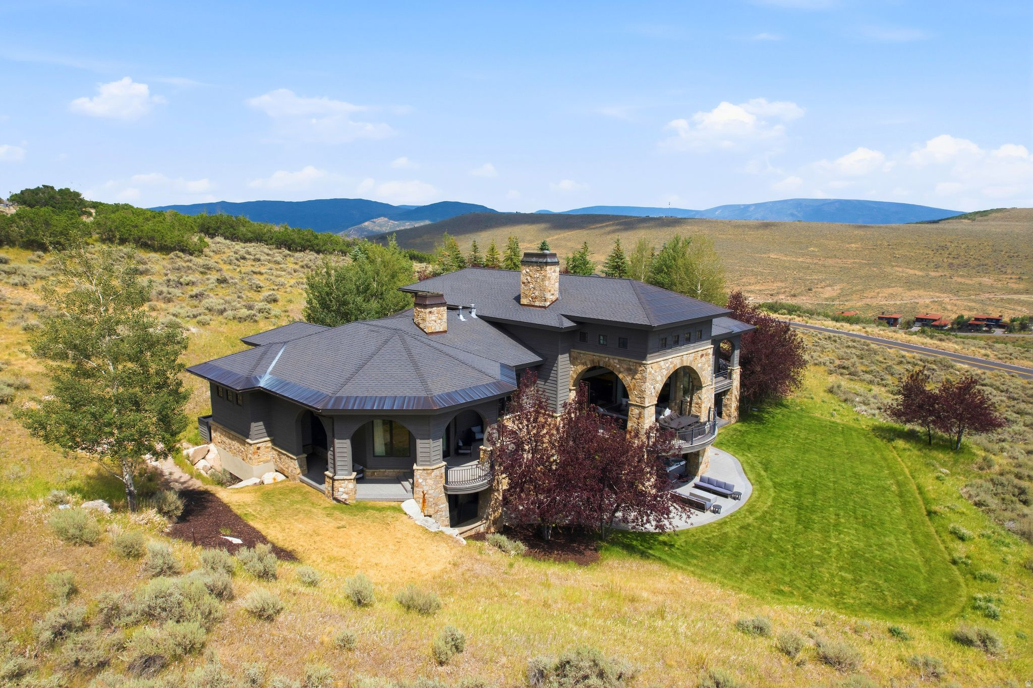 7501 N PROMONTORY RANCH RD
