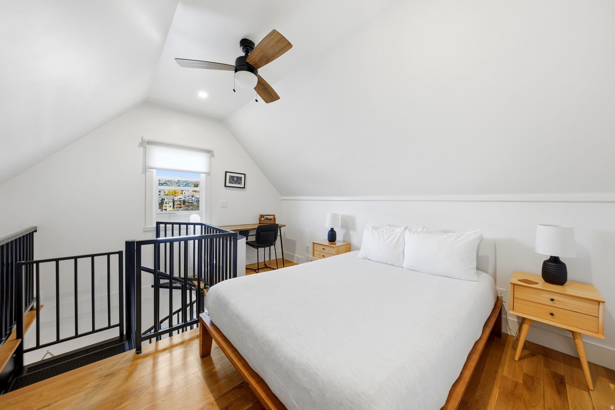 244 WOODSIDE AVE #5