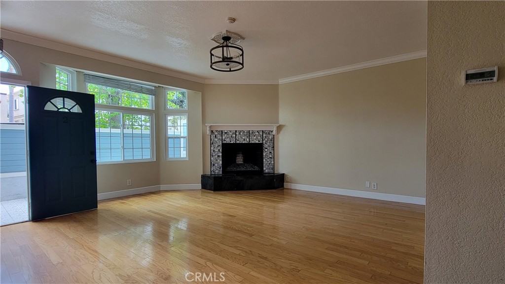 211 S Lucia Avenue 2