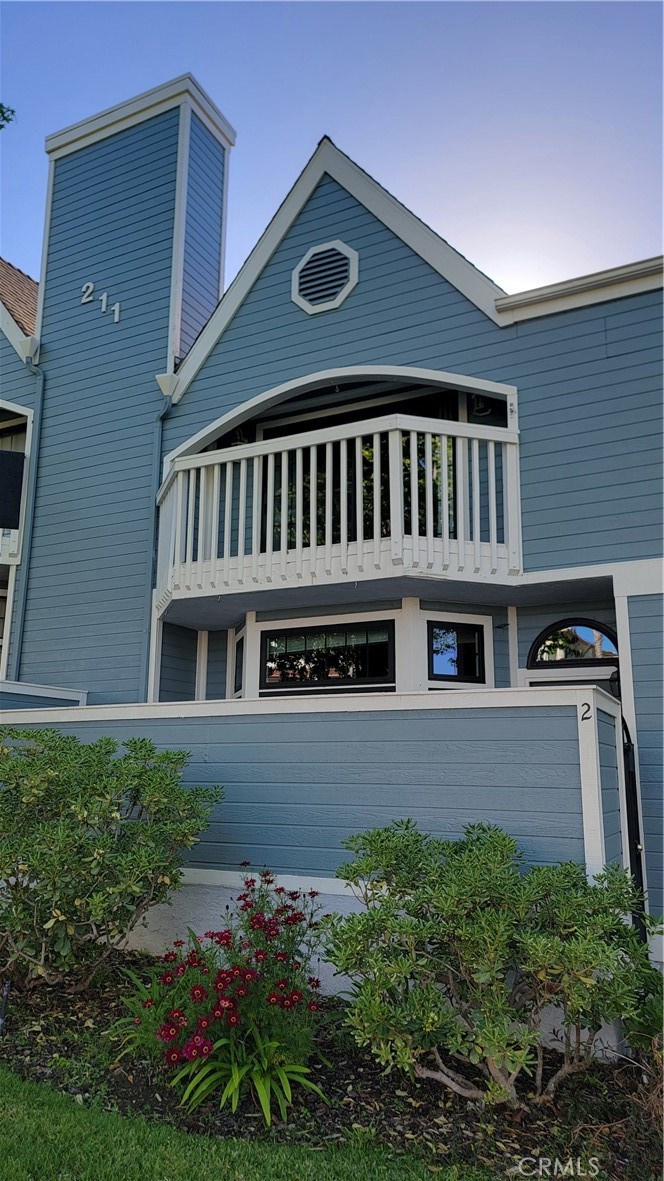 211 S Lucia Avenue 2