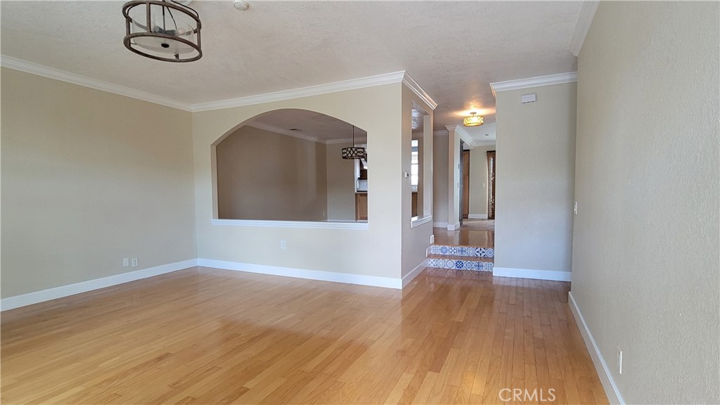 211 S Lucia Avenue 2