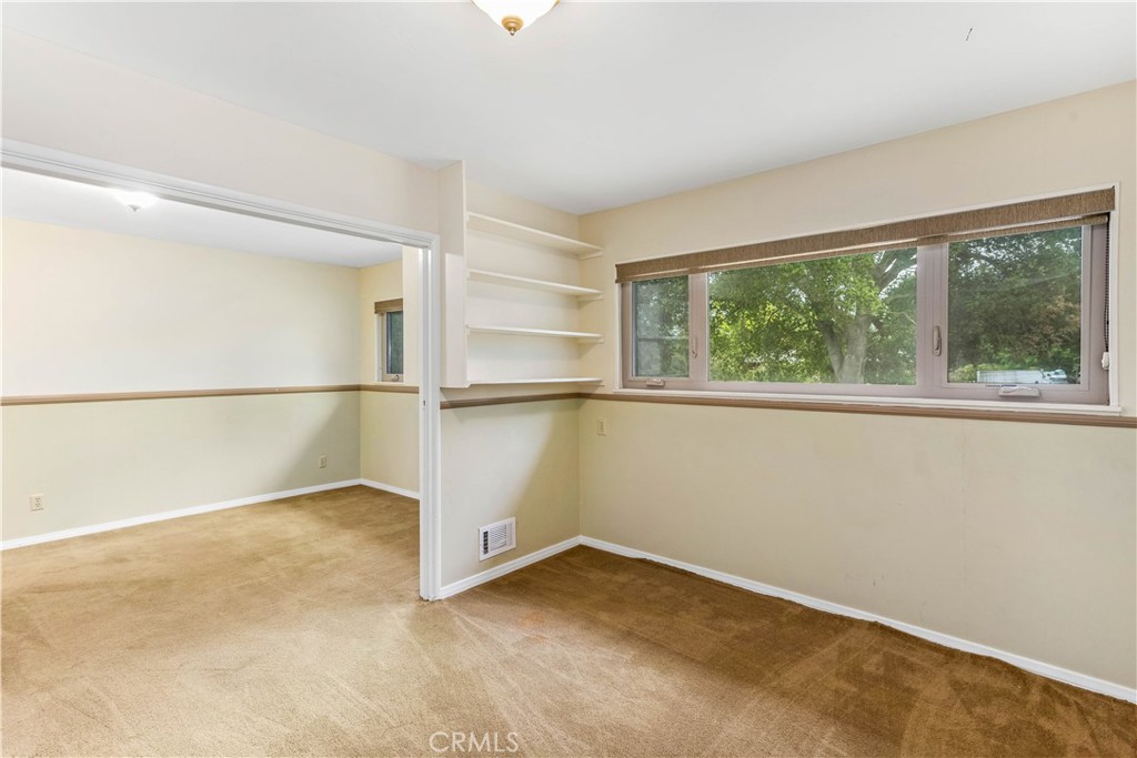 2915 Deer Trail Place