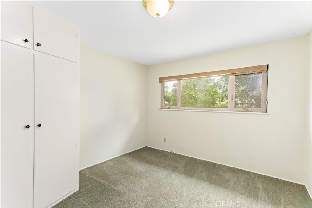 2915 Deer Trail Place