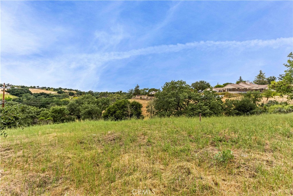 2915 Deer Trail Place